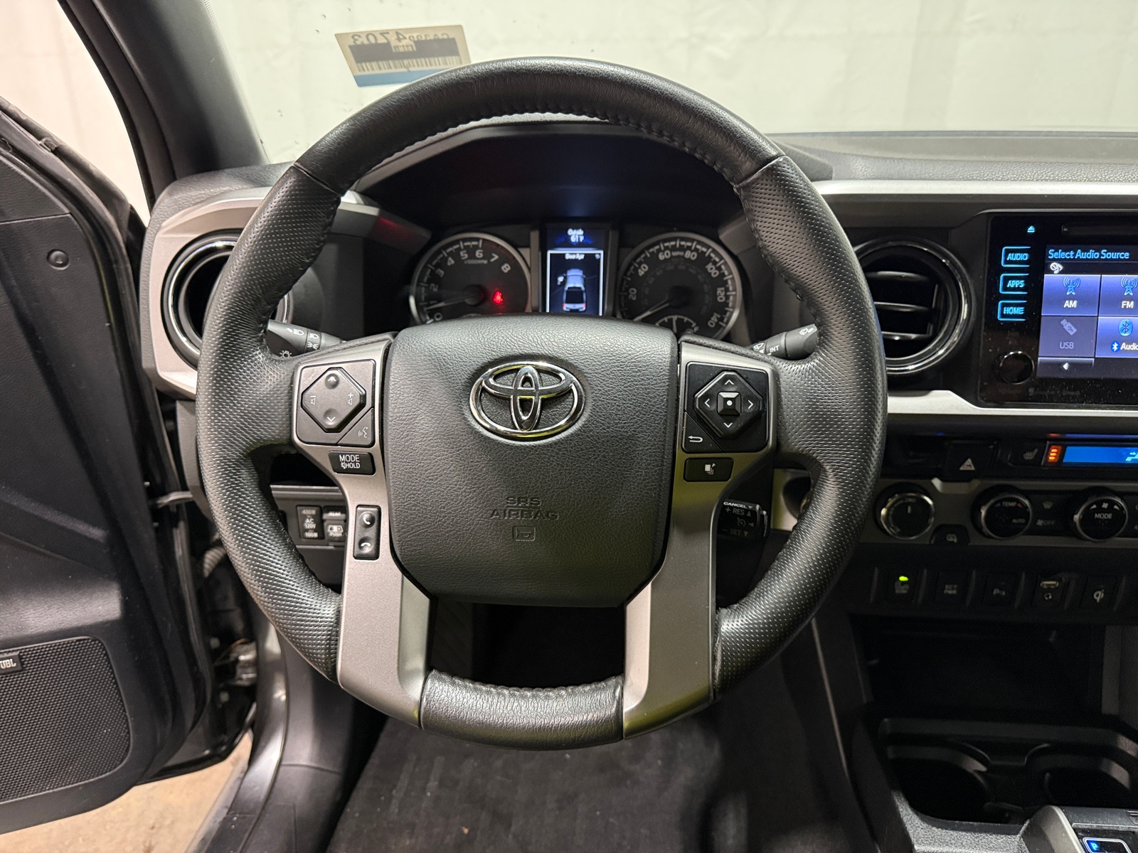 Thumbnail: 2017 Toyota Tacoma - 4