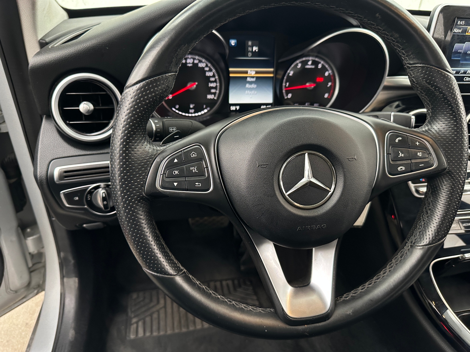 Thumbnail: 2016 Mercedes-Benz C-Class - 4