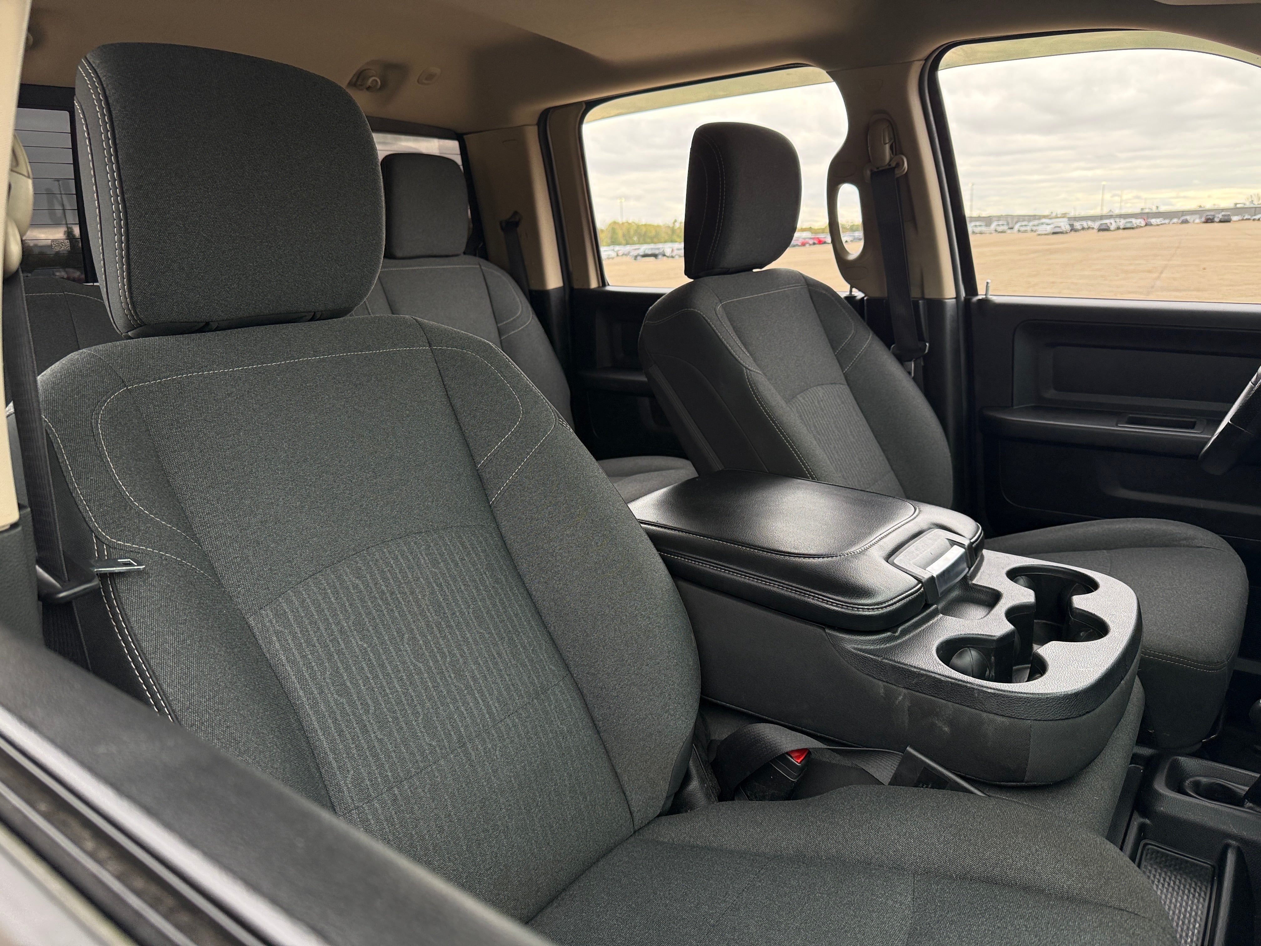 2019 RAM Ram 3500 Pickup Tradesman - Photo 4