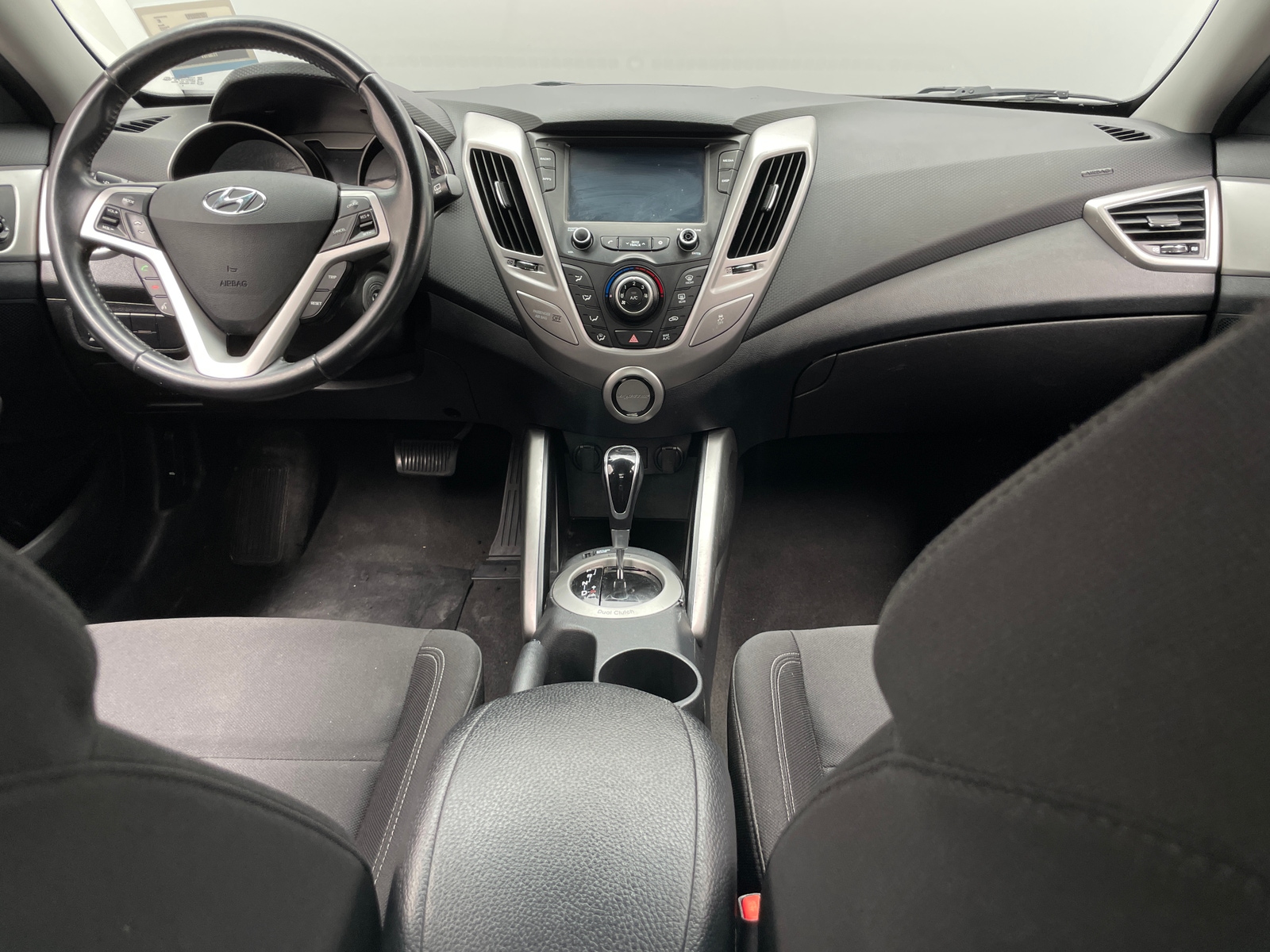 Thumbnail: 2017 Hyundai Veloster - 3