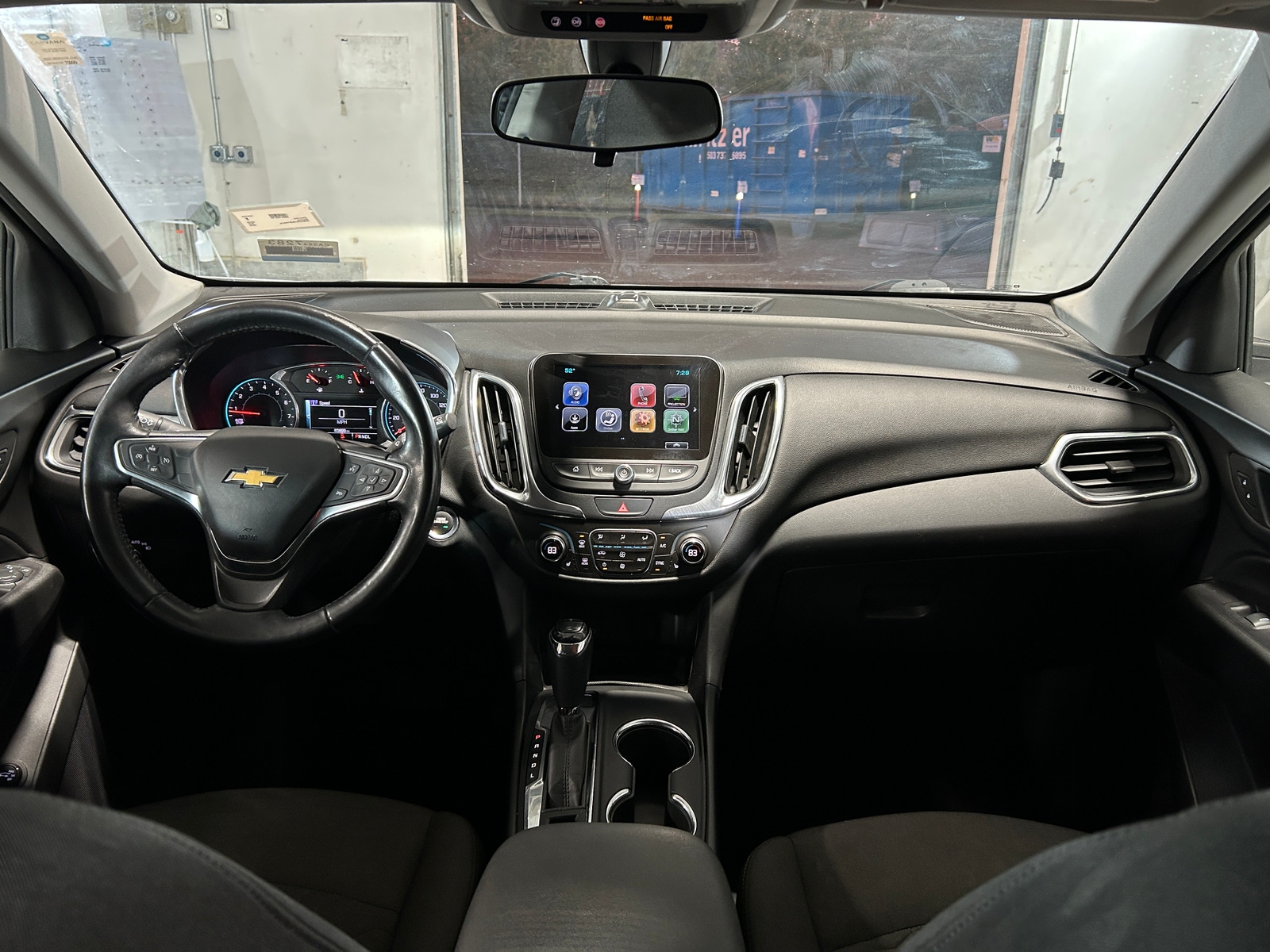 Thumbnail: 2018 Chevrolet Equinox - 3