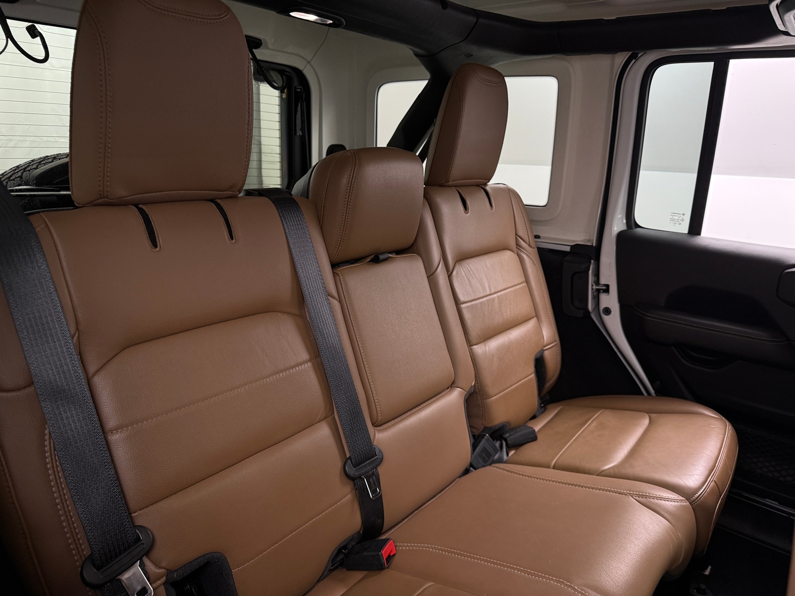 Thumbnail: 2020 Jeep Wrangler - 6