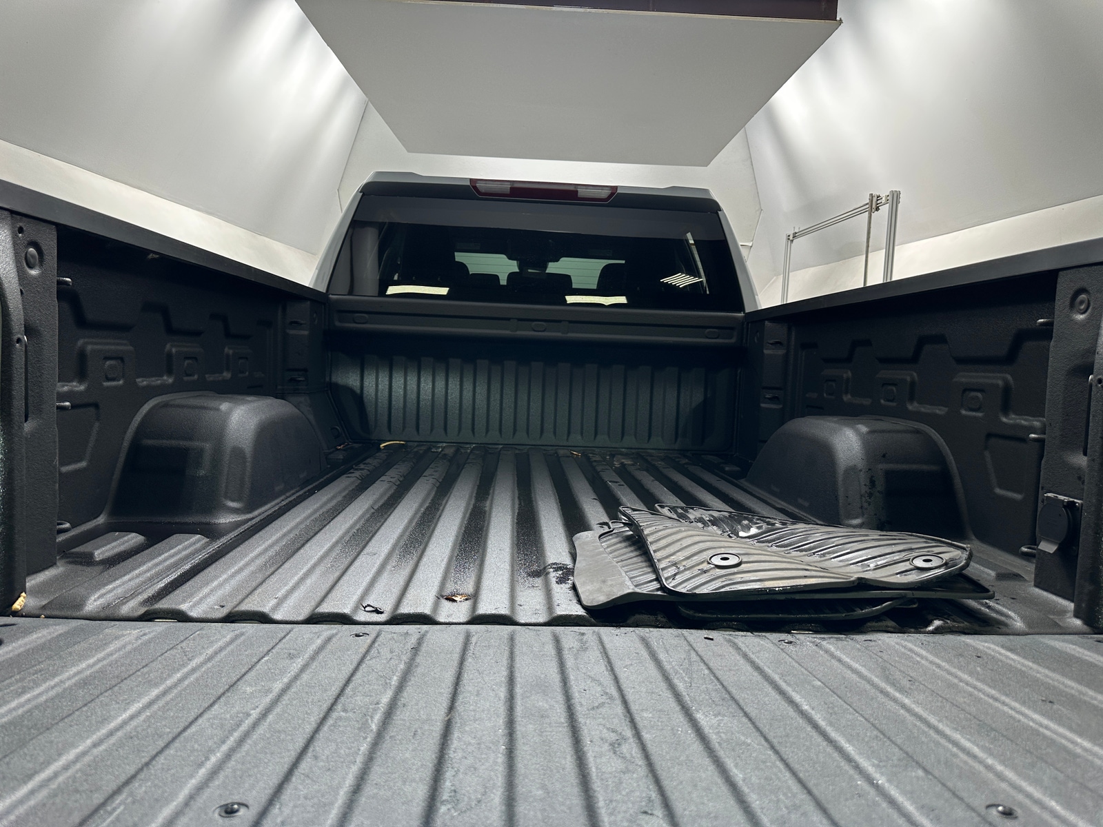 Thumbnail: 2025 Chevrolet Silverado 1500 - 7