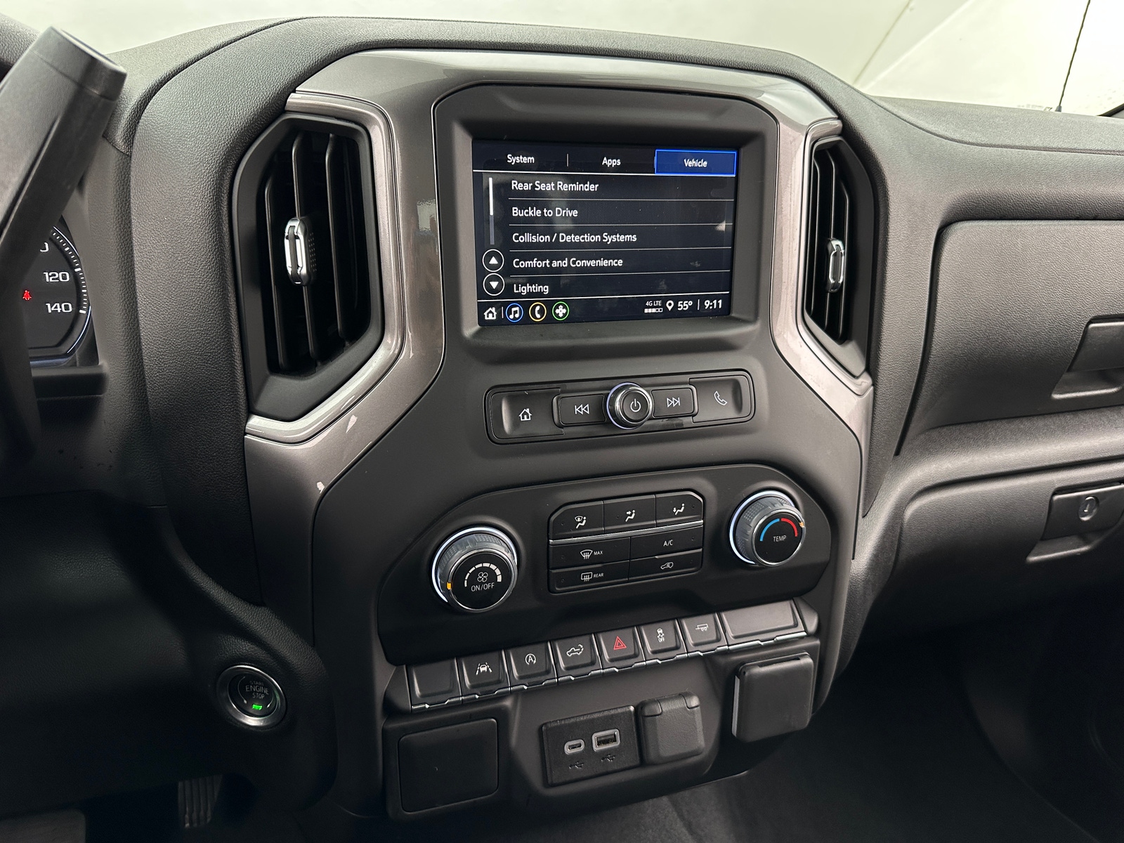 Thumbnail: 2025 Chevrolet Silverado 1500 - 4