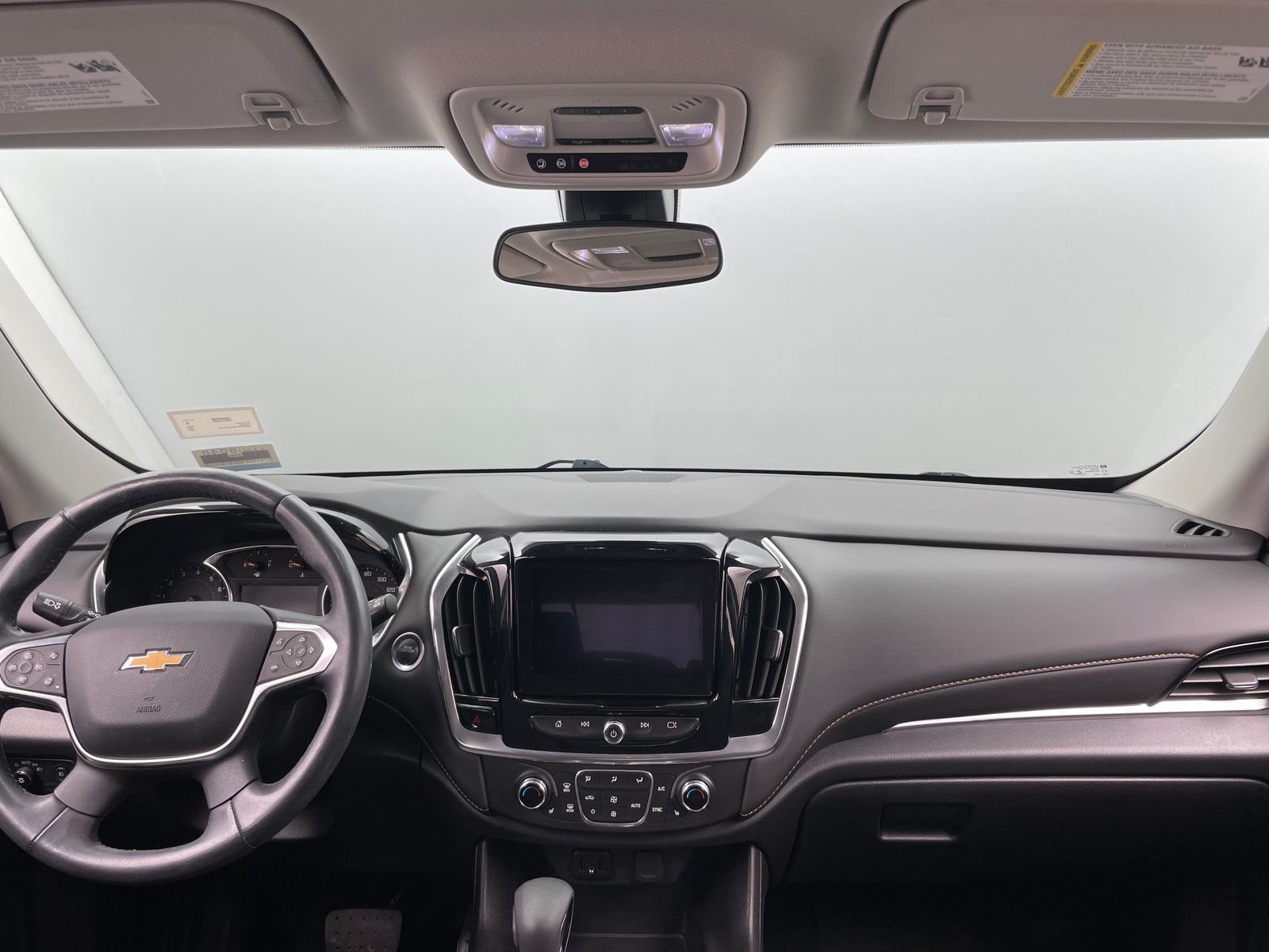 Thumbnail: 2021 Chevrolet Traverse - 3