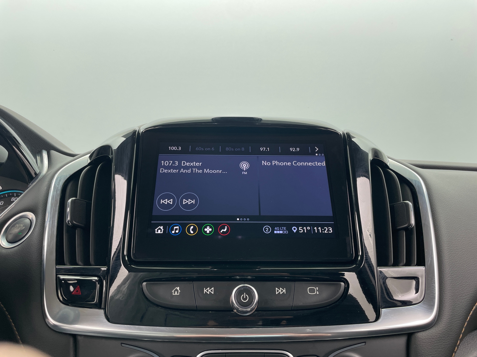 Thumbnail: 2021 Chevrolet Traverse - 4