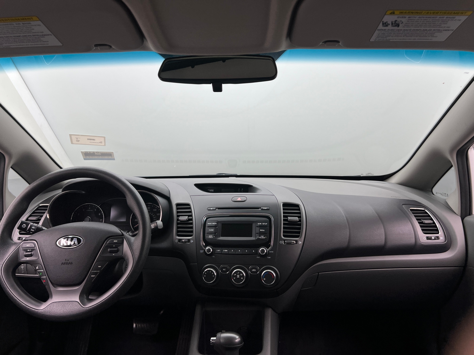 Thumbnail: 2017 Kia Forte - 3