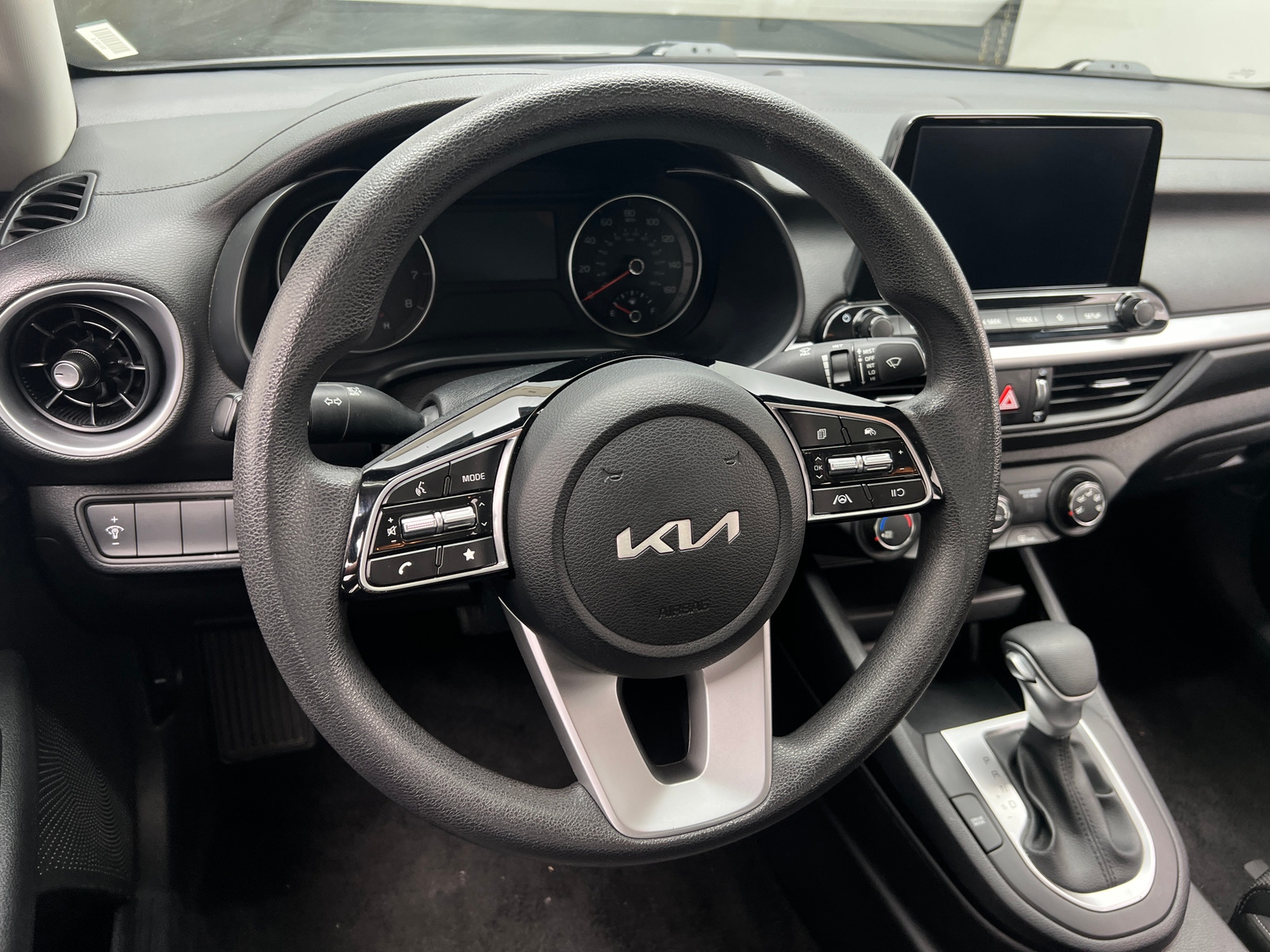Thumbnail: 2024 Kia Forte - 5