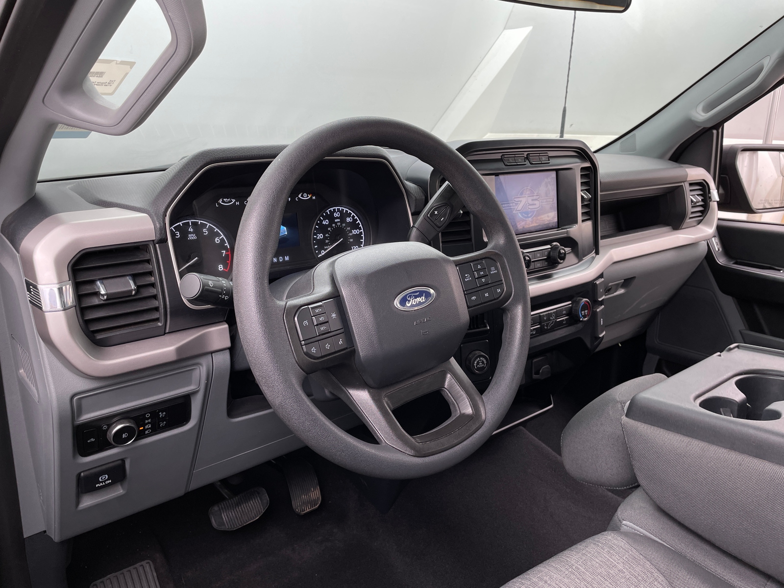 Thumbnail: 2023 Ford Econoline - 3