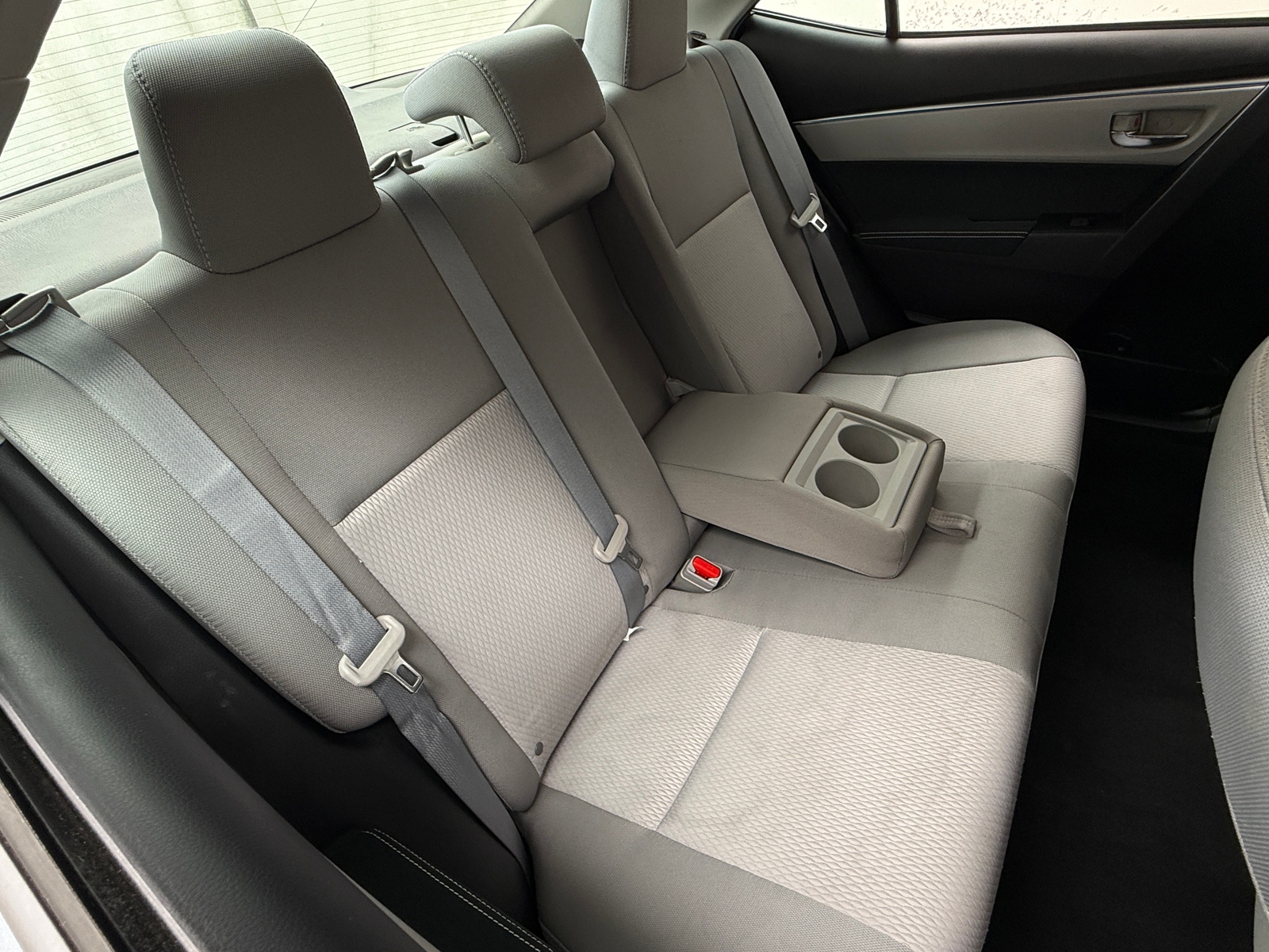 Thumbnail: 2015 Toyota Corolla - 6