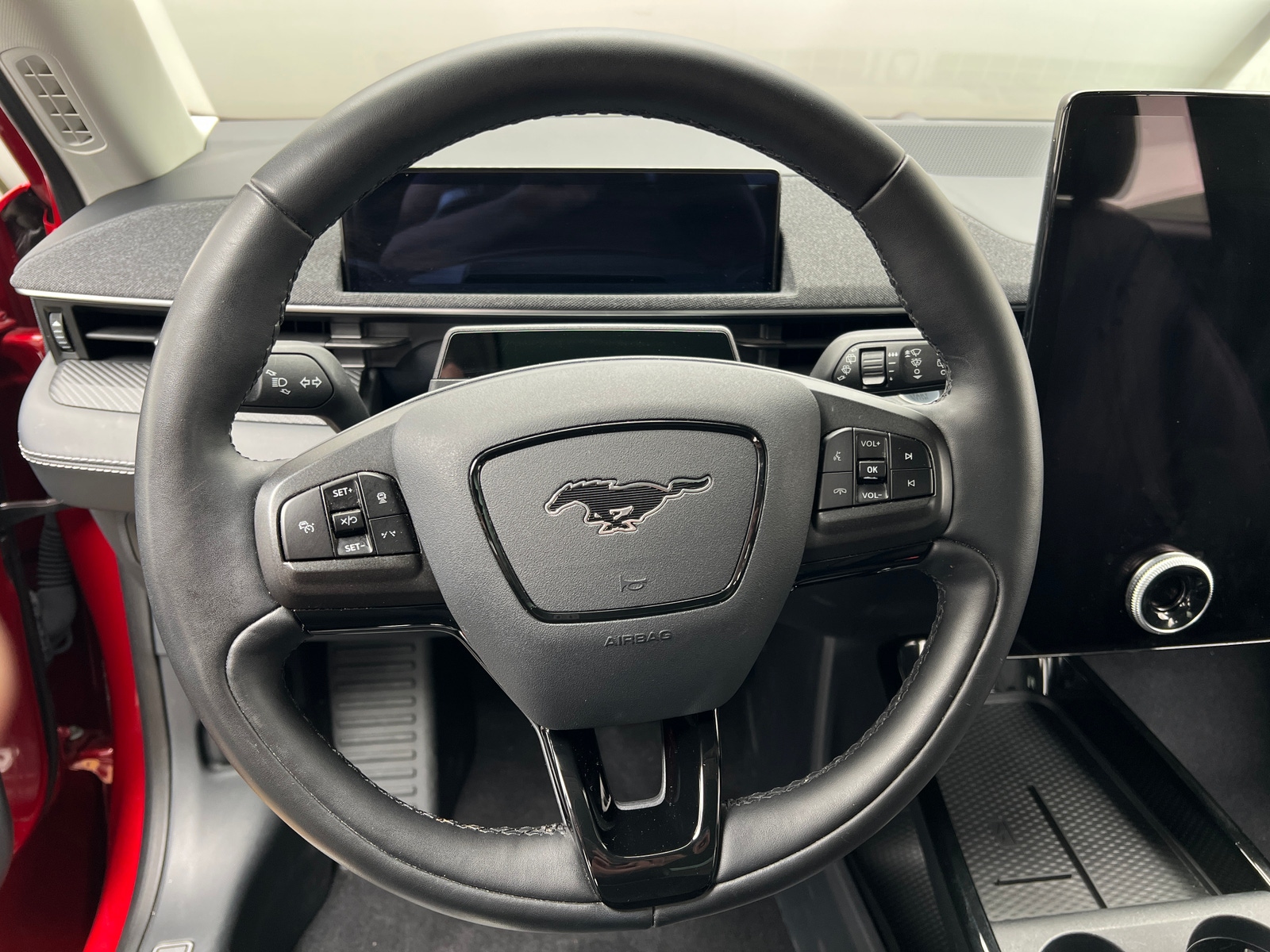 Thumbnail: 2021 Ford Mustang Mach-E - 4