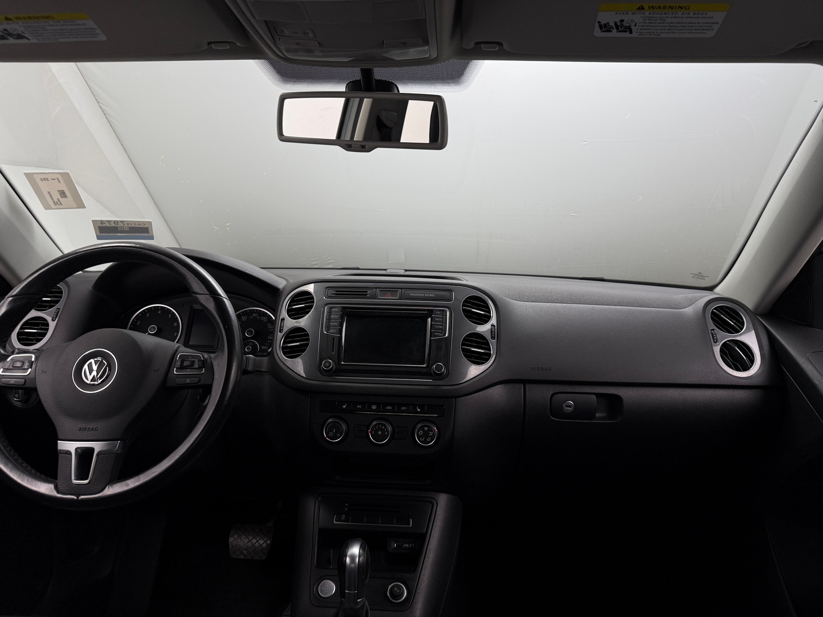 Thumbnail: 2017 Volkswagen Tiguan - 3