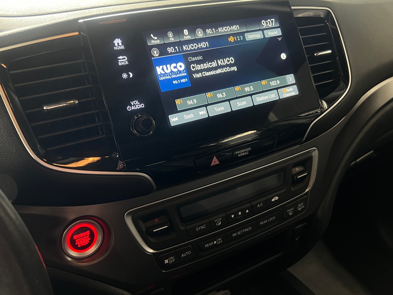Thumbnail: 2021 Honda Pilot - 3
