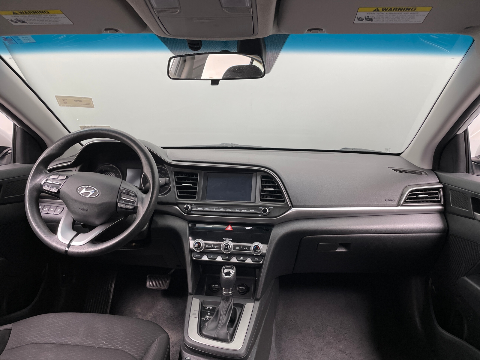 Thumbnail: 2020 Hyundai Elantra - 3
