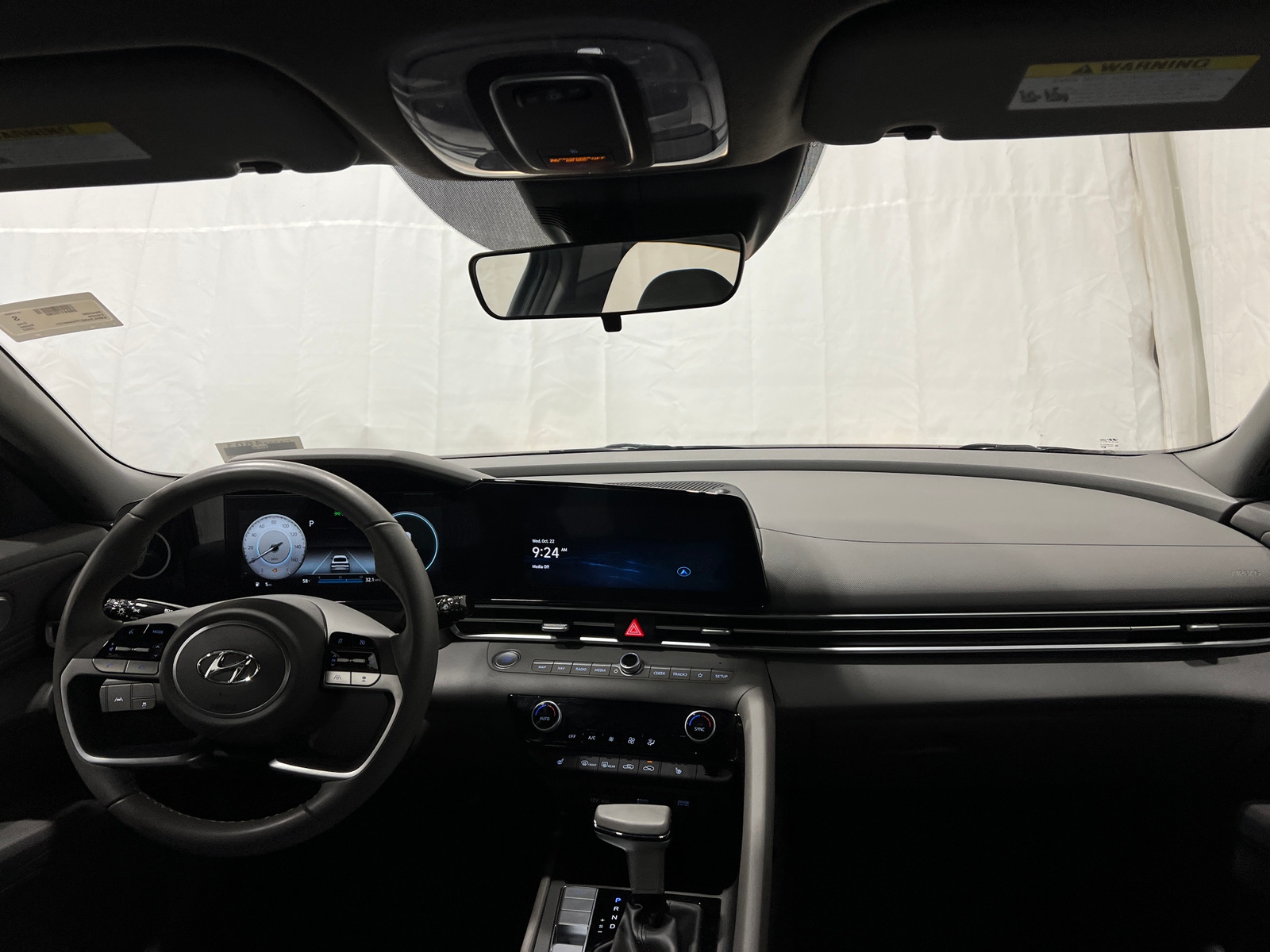 Thumbnail: 2023 Hyundai Elantra - 3