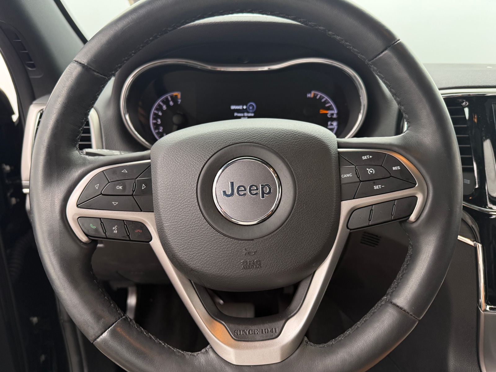 Thumbnail: 2019 Jeep Grand Cherokee - 4