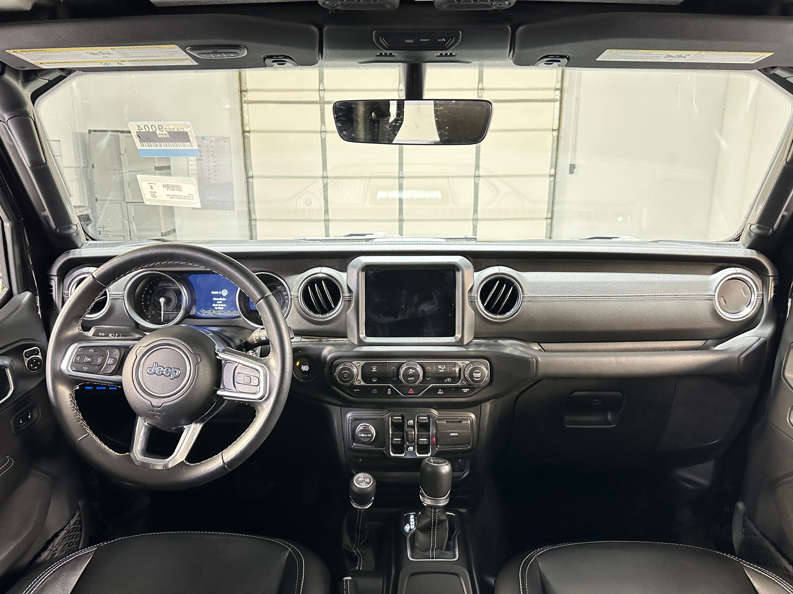 Thumbnail: 2022 Jeep Wrangler - 3