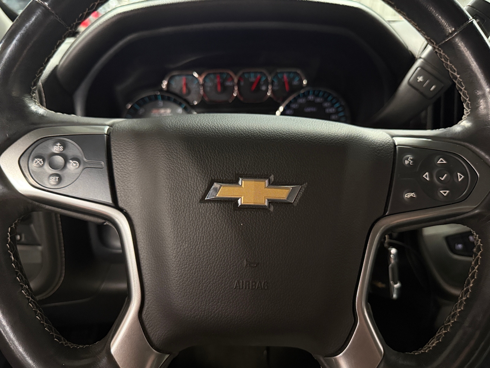 Thumbnail: 2017 Chevrolet Silverado 1500 - 4