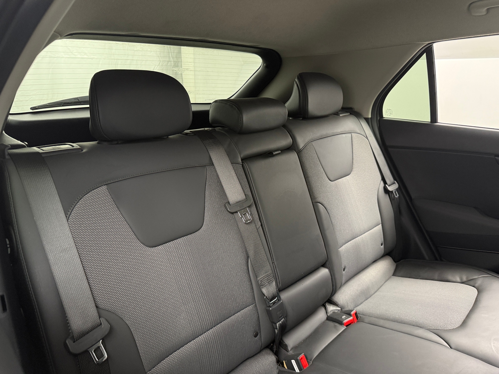 Thumbnail: 2024 Kia Niro - 5