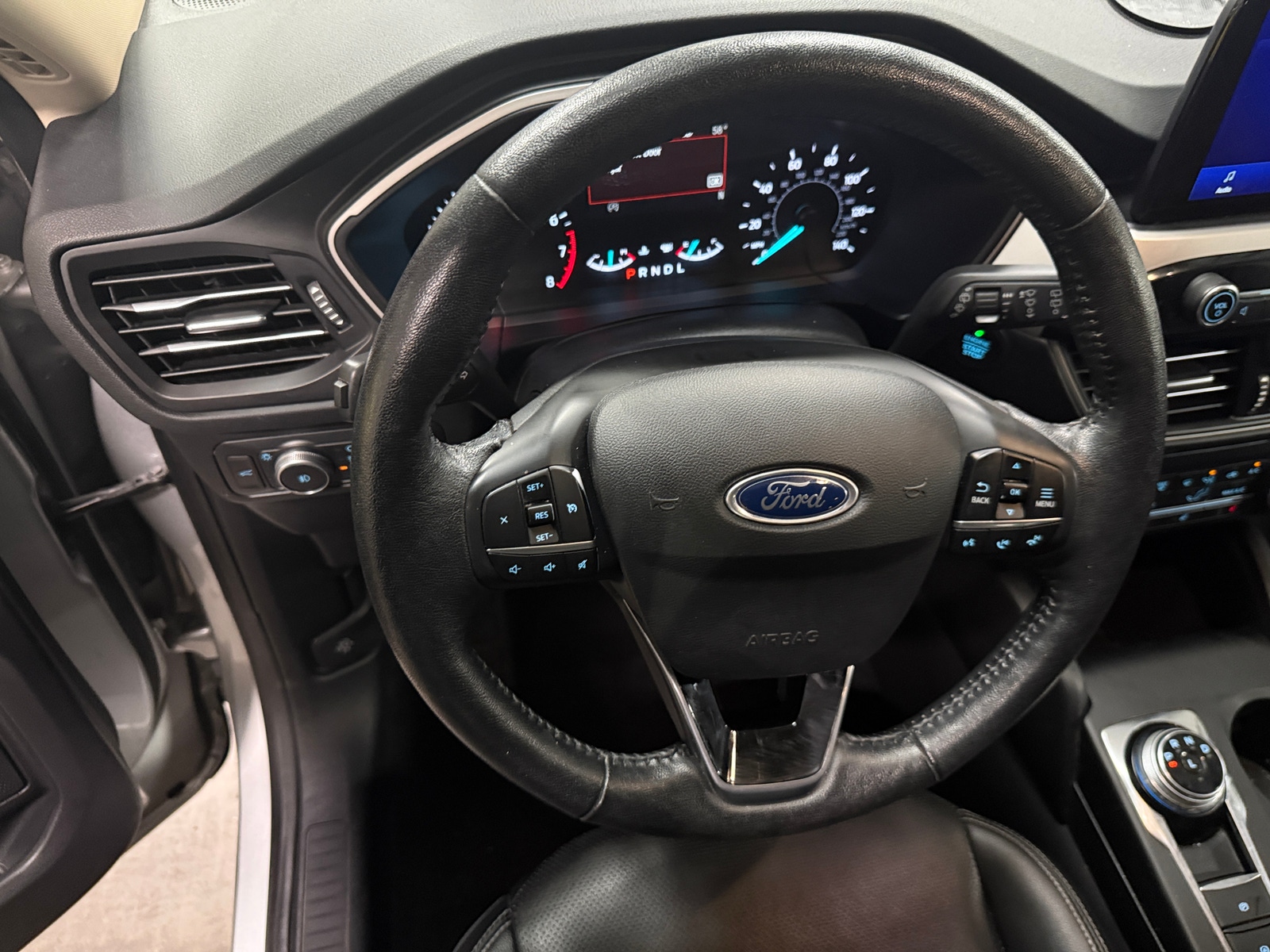 Thumbnail: 2020 Ford Escape - 4