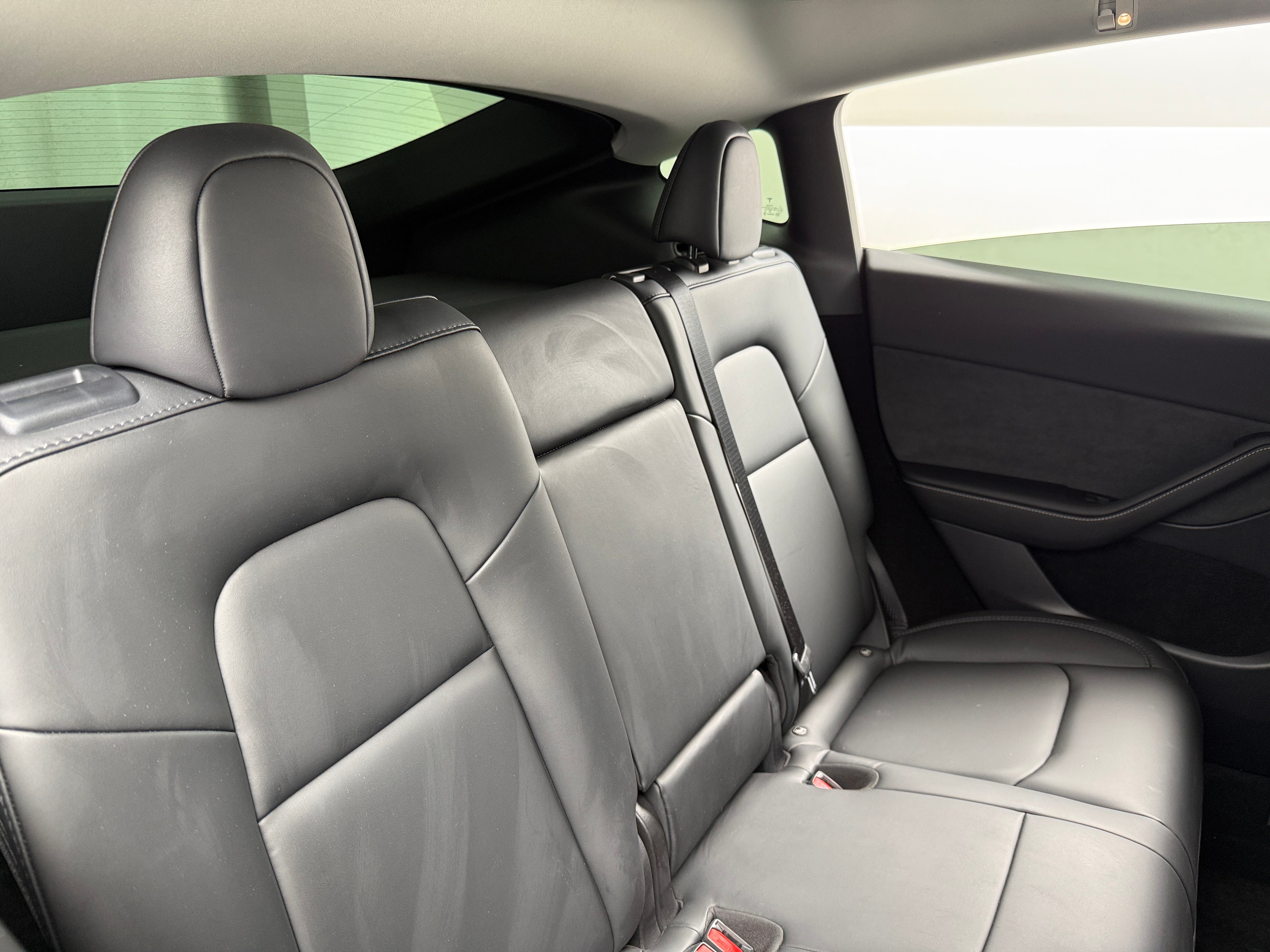 Used 2023 Tesla Model Y Long Range with VIN 7SAYGDEE9PA074670 for sale in Oak Creek, WI