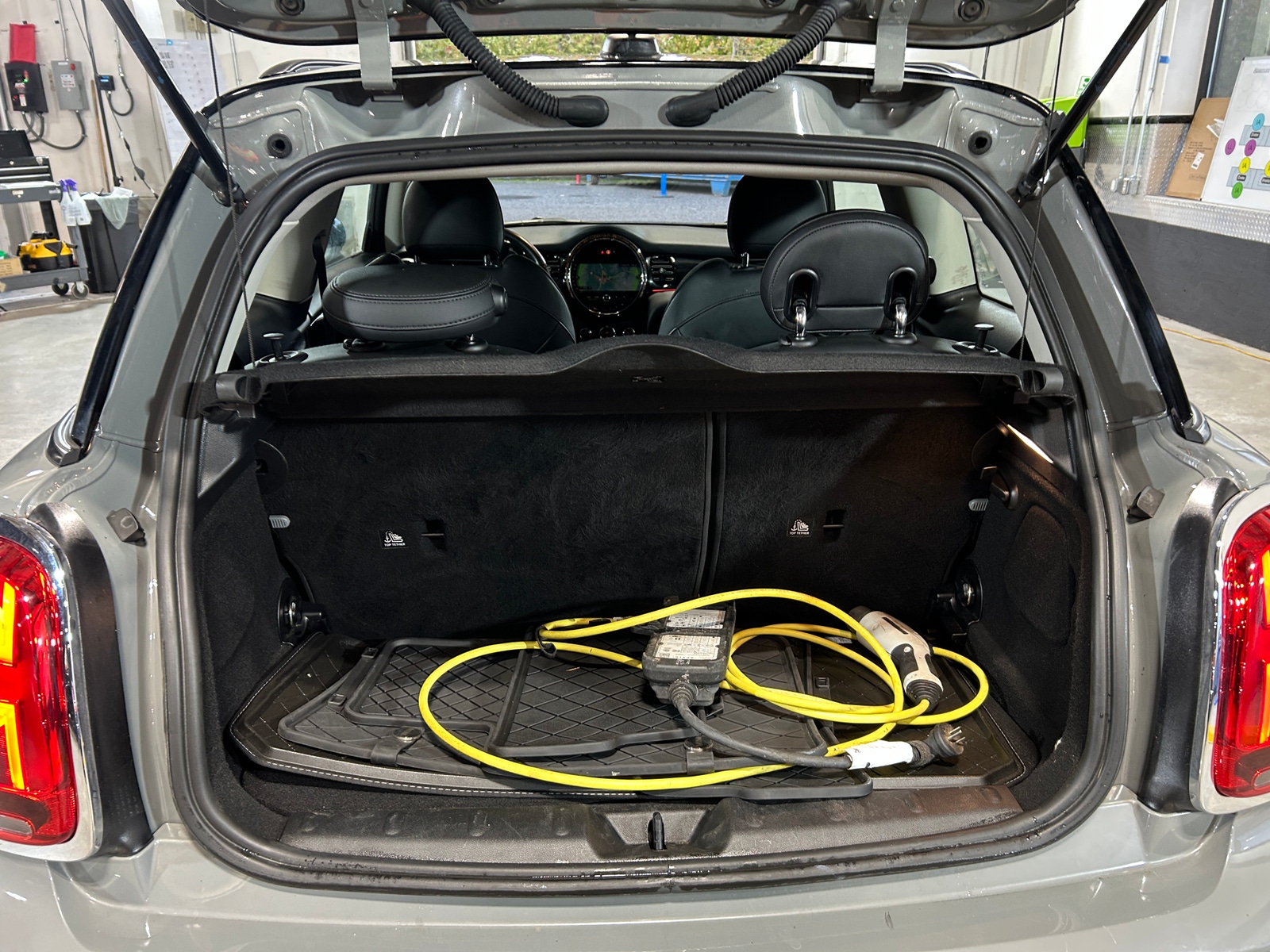 Thumbnail: 2022 MINI Cooper Hardtop - 6