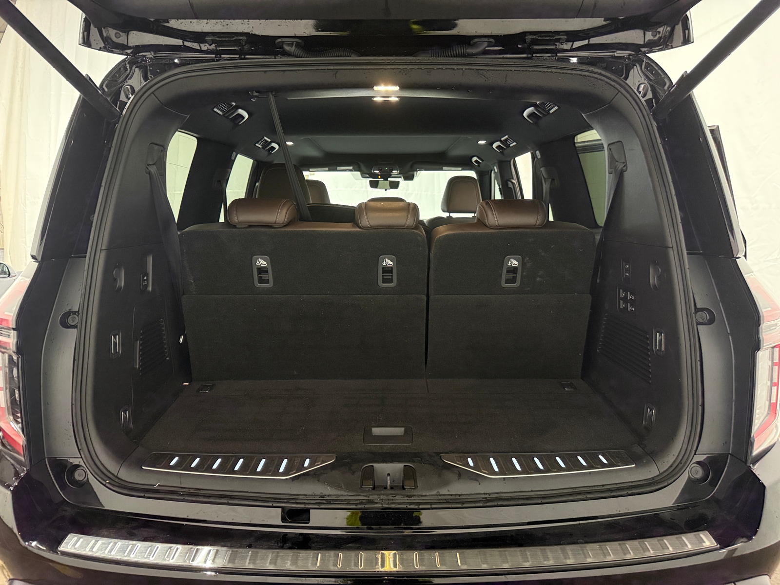 Thumbnail: 2025 Nissan Armada - 6