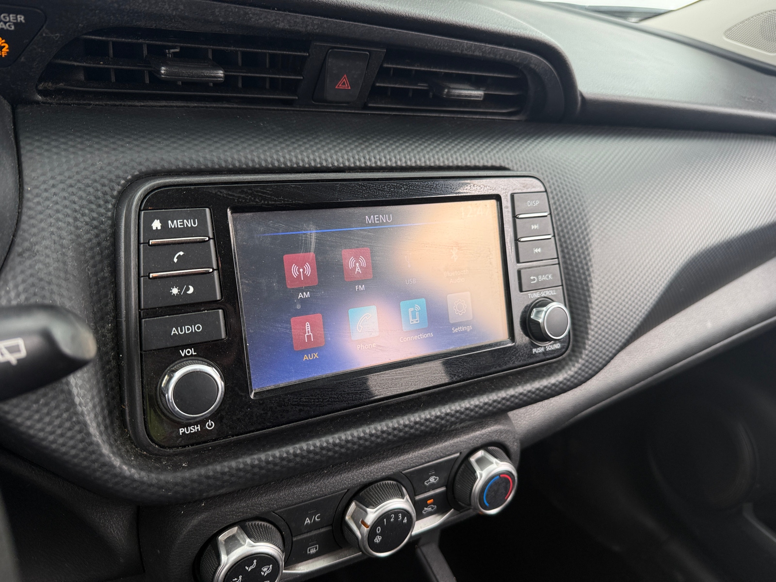 Thumbnail: 2021 Nissan Kicks - 4
