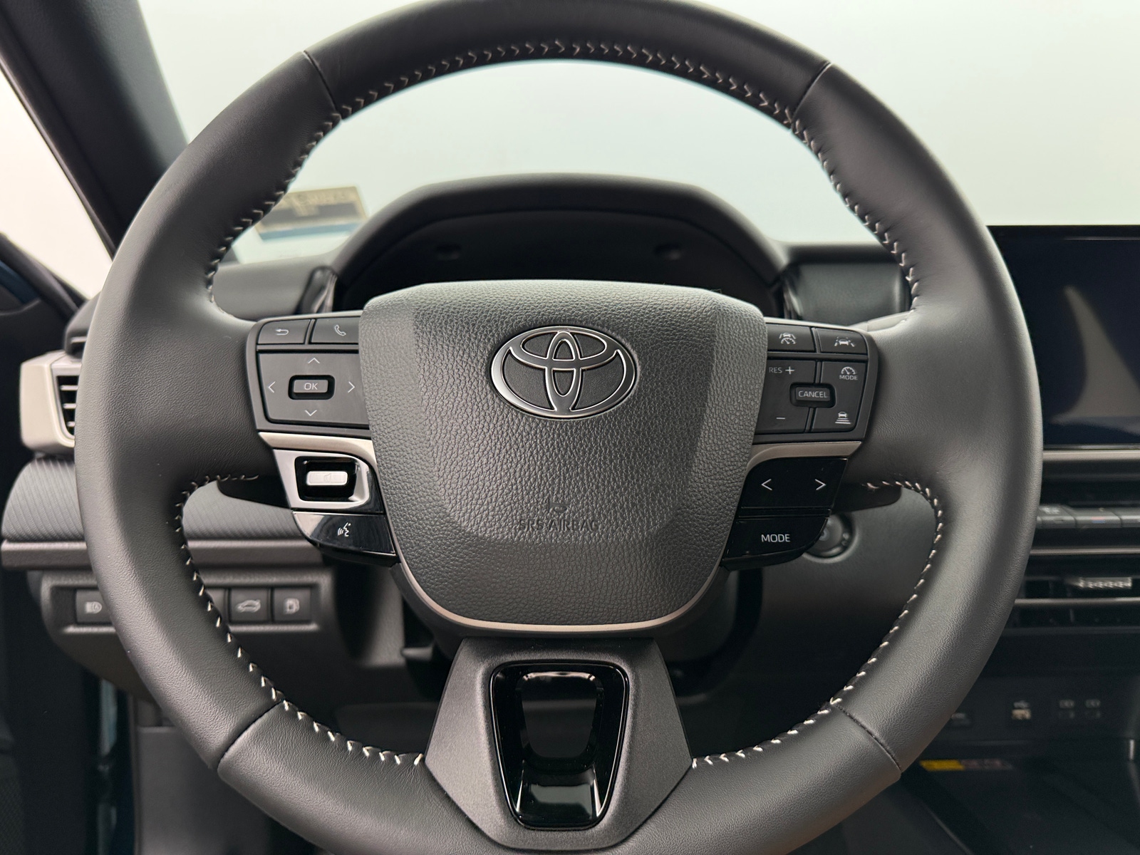 Thumbnail: 2025 Toyota Camry - 4