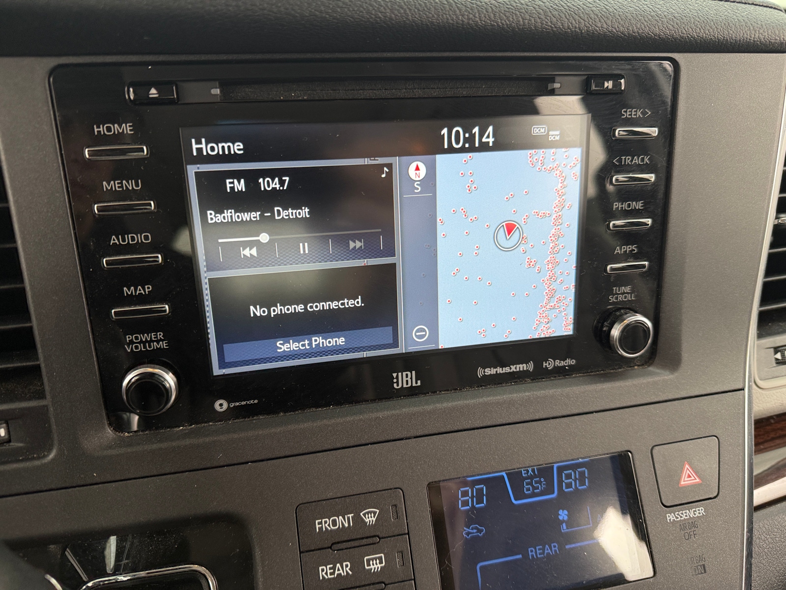 Thumbnail: 2019 Toyota Sienna - 3
