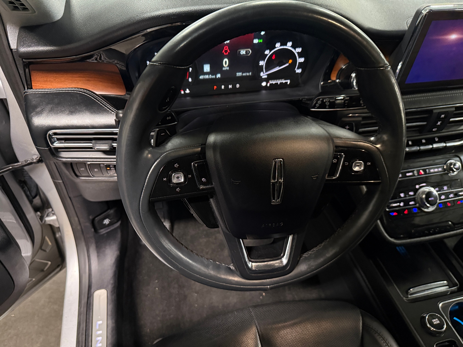 Thumbnail: 2020 Lincoln Corsair - 4