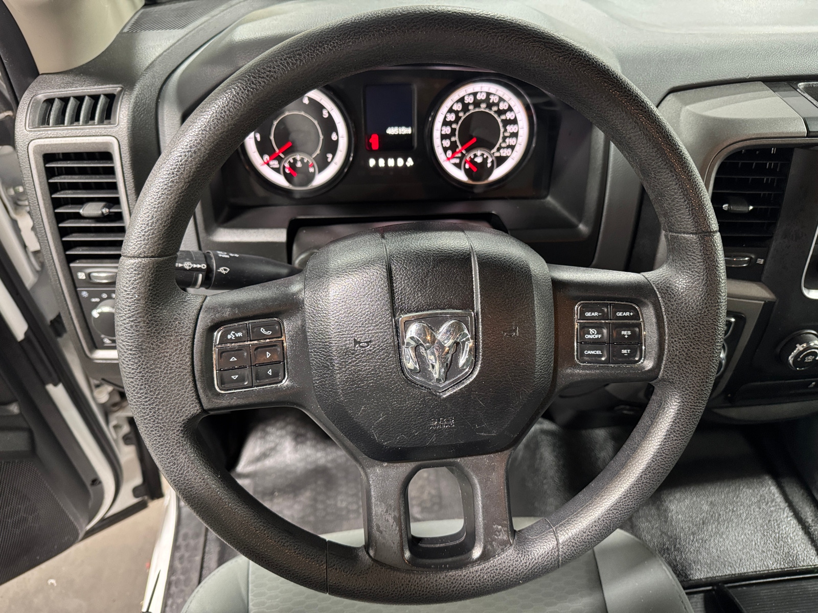 Thumbnail: 2019 RAM 1500 Classic - 5