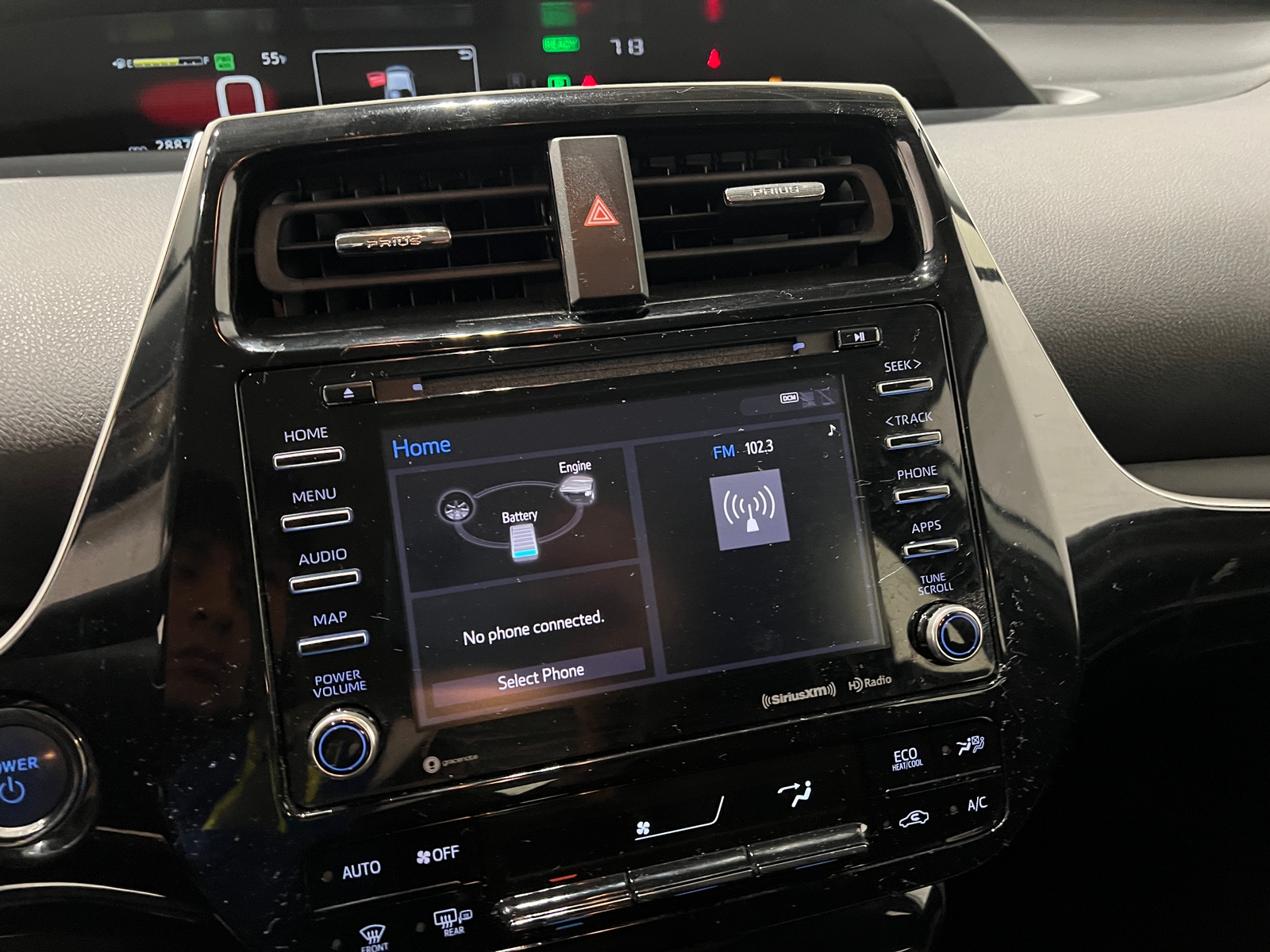Thumbnail: 2020 Toyota Prius Prime - 4