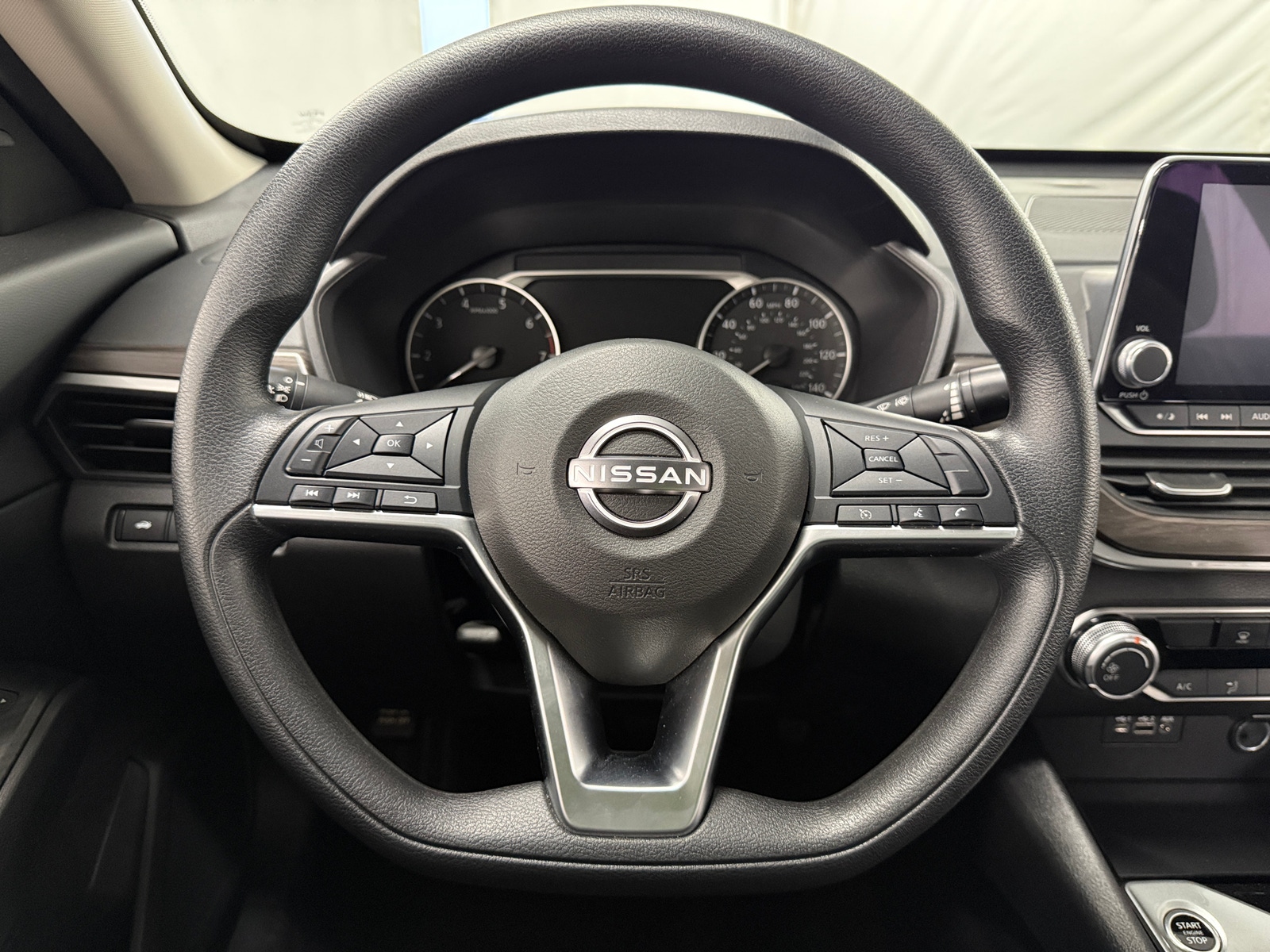 Thumbnail: 2024 Nissan Altima - 5