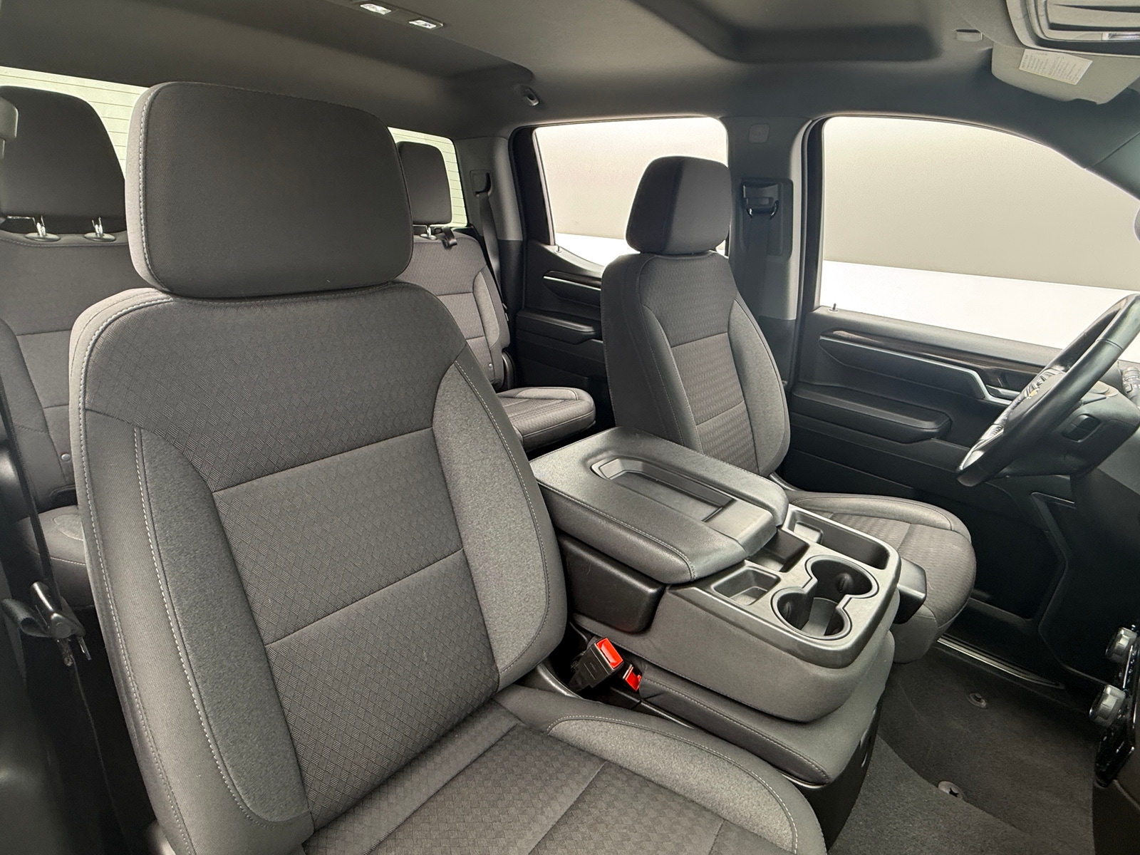 Thumbnail: 2022 Chevrolet Silverado 1500 - 2