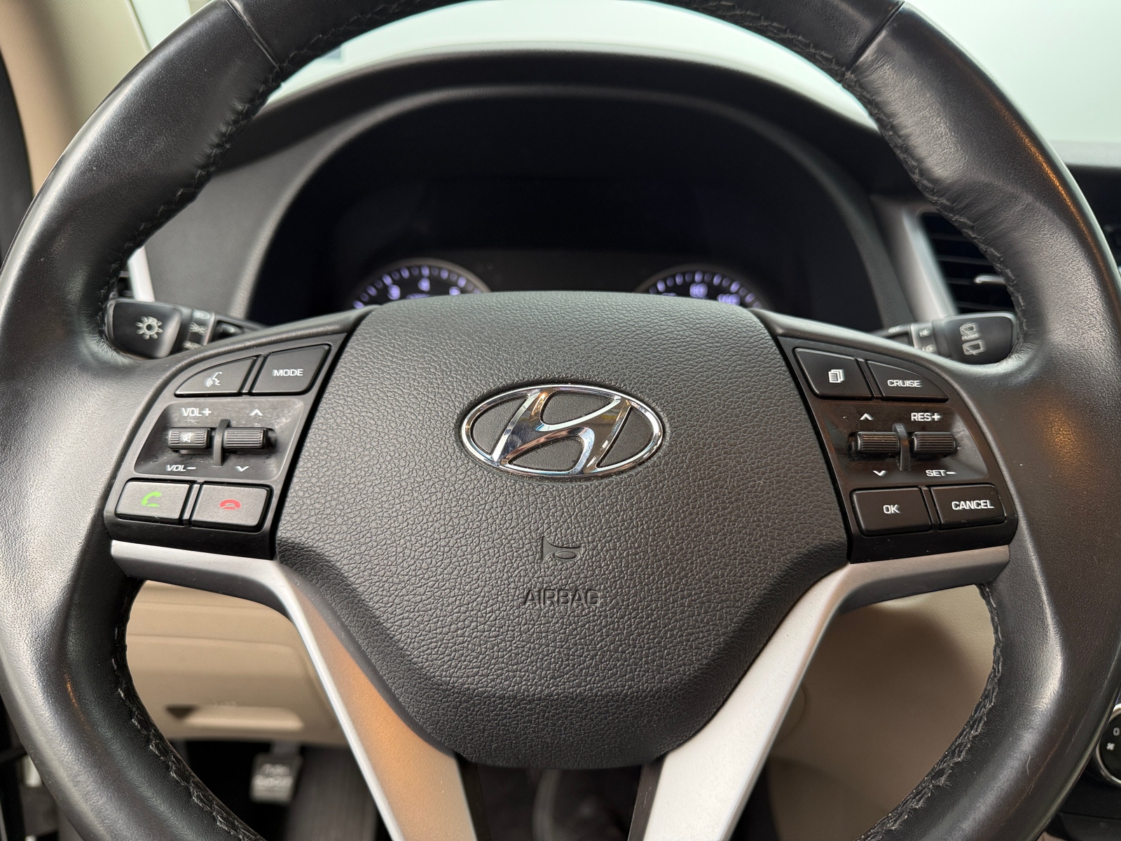 Thumbnail: 2017 Hyundai Tucson - 5