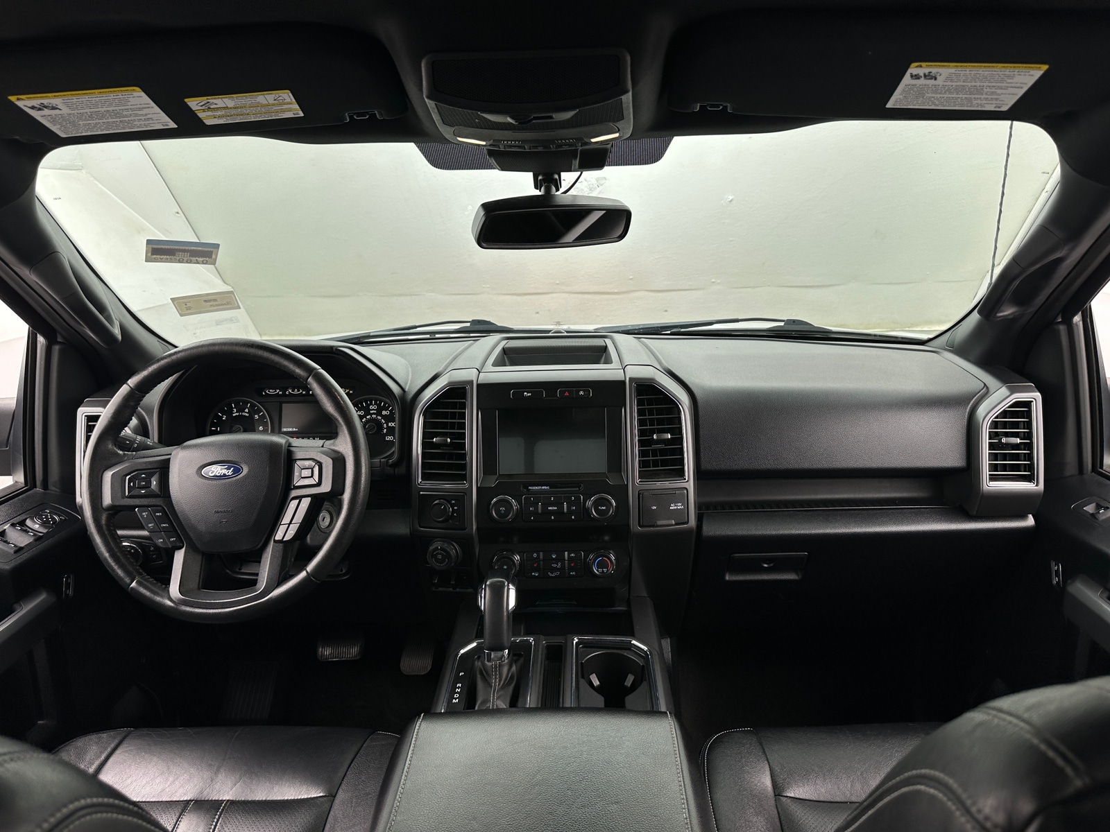 Thumbnail: 2019 Ford Econoline - 3