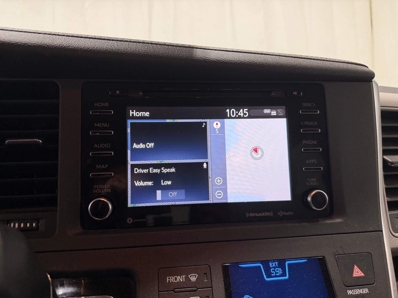 Thumbnail: 2019 Toyota Sienna - 3