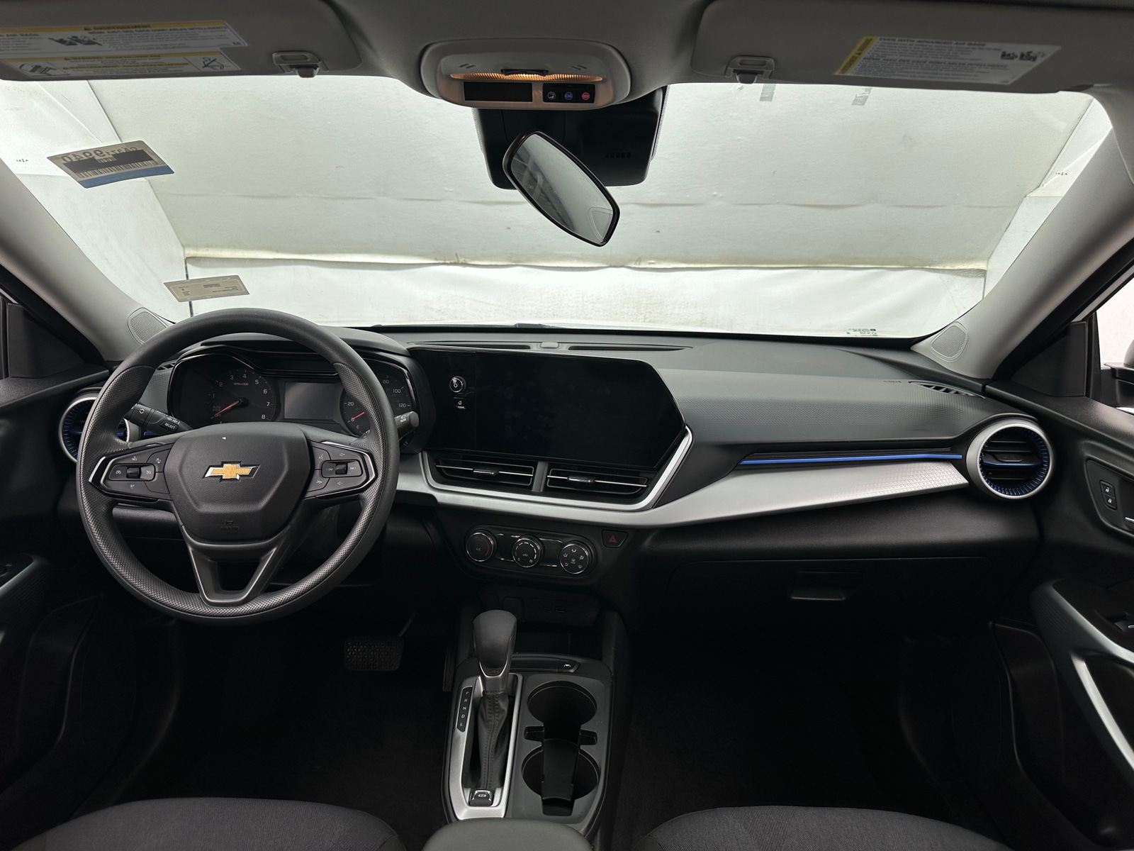 Thumbnail: 2025 Chevrolet Trax - 3