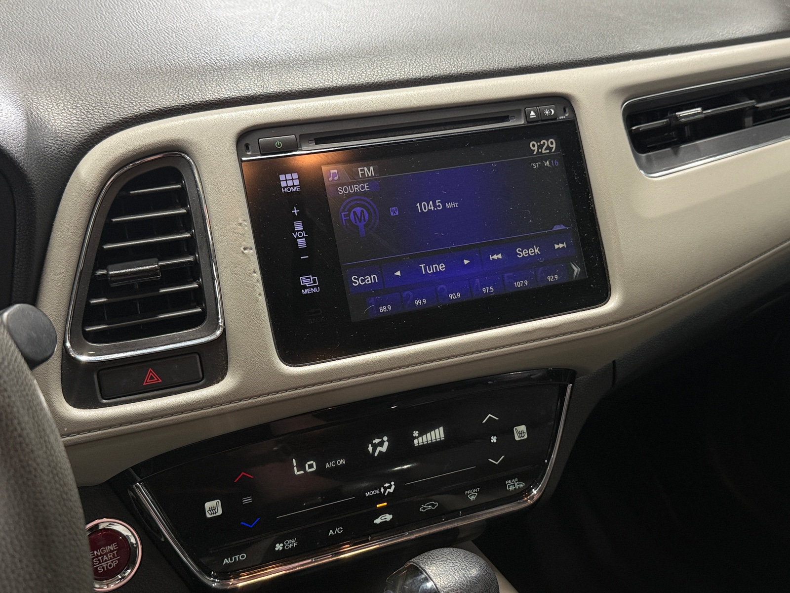 Thumbnail: 2017 Honda HR-V - 4