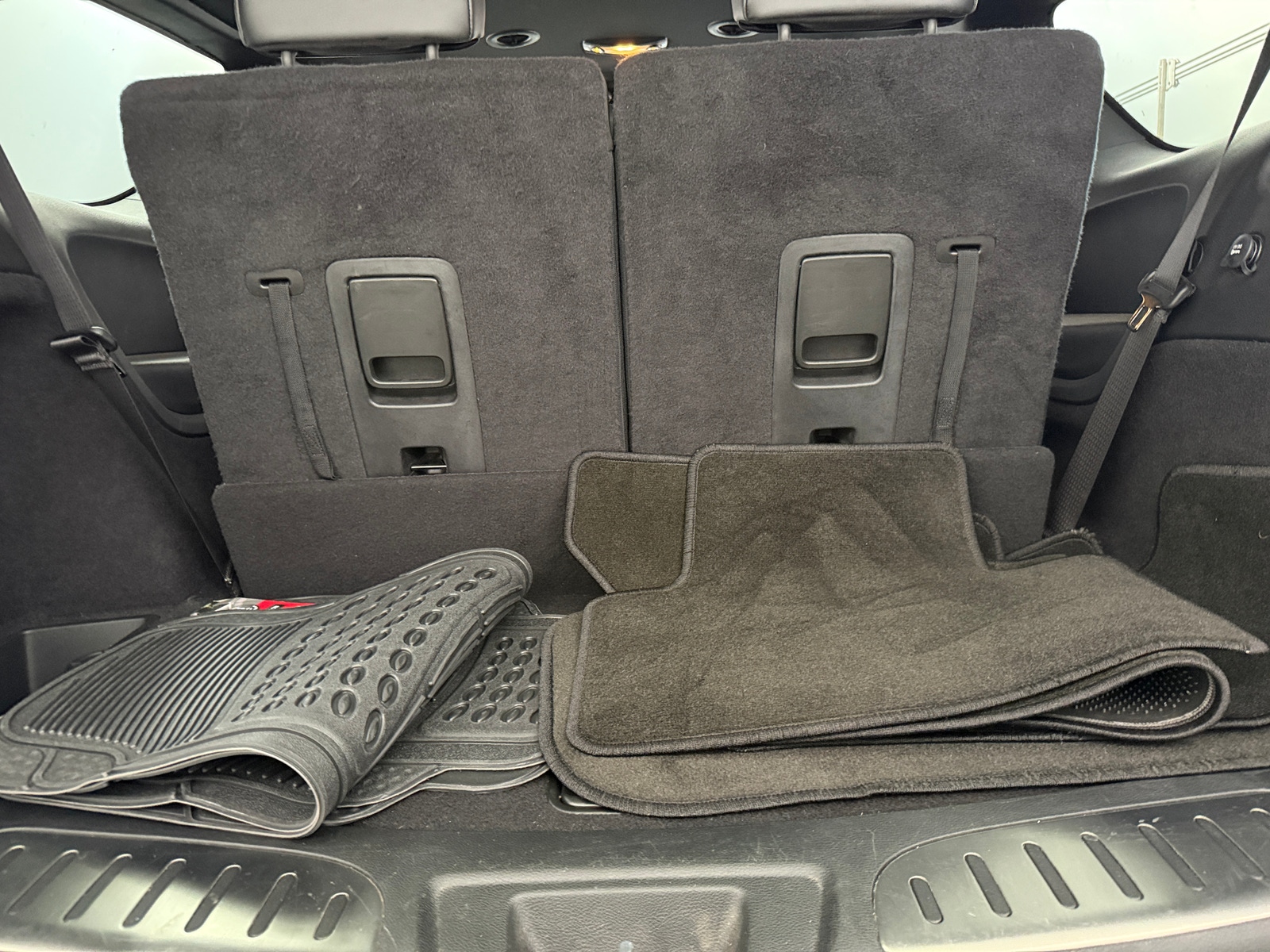 Thumbnail: 2022 Dodge Durango - 6