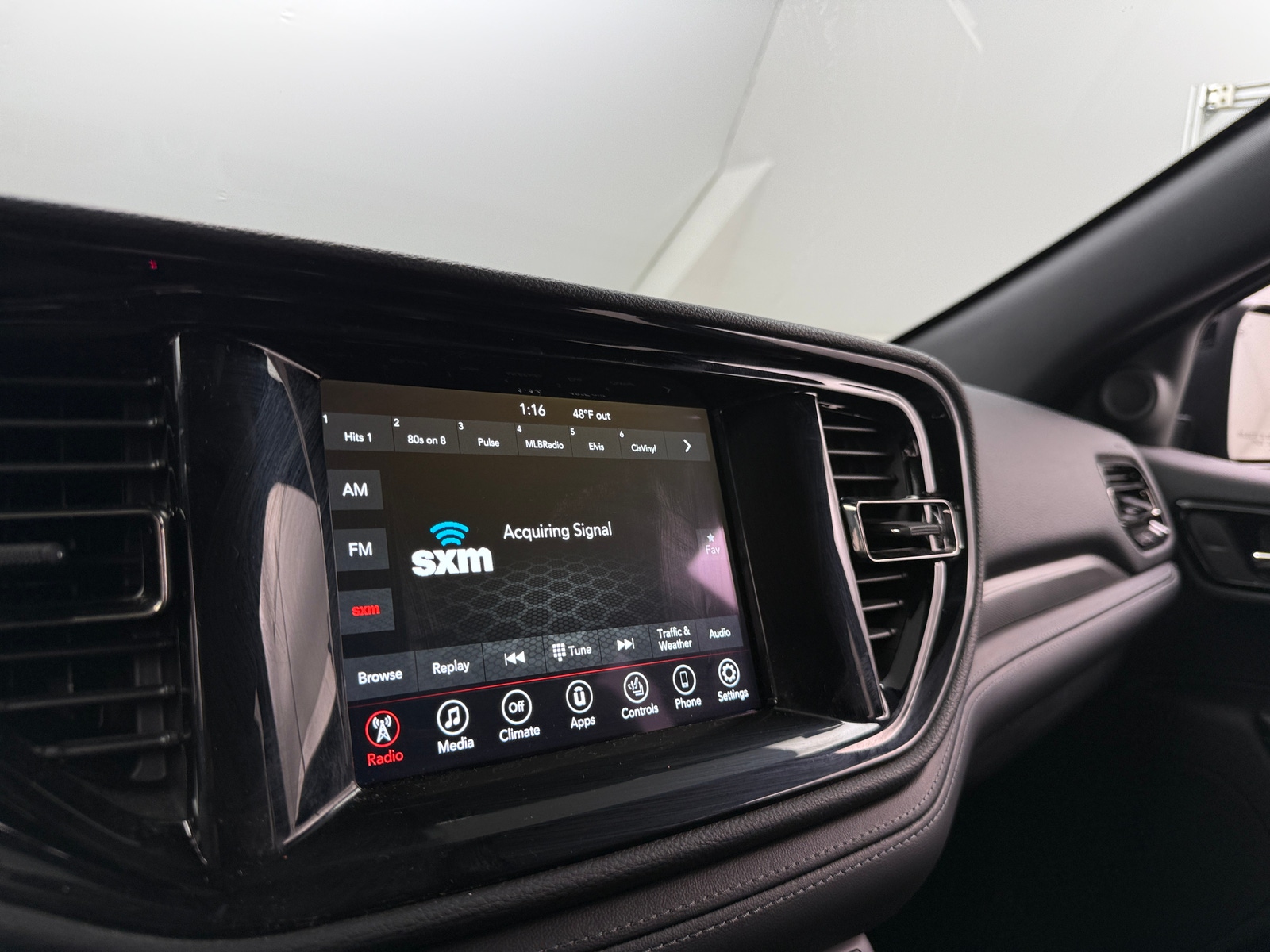 Thumbnail: 2022 Dodge Durango - 3