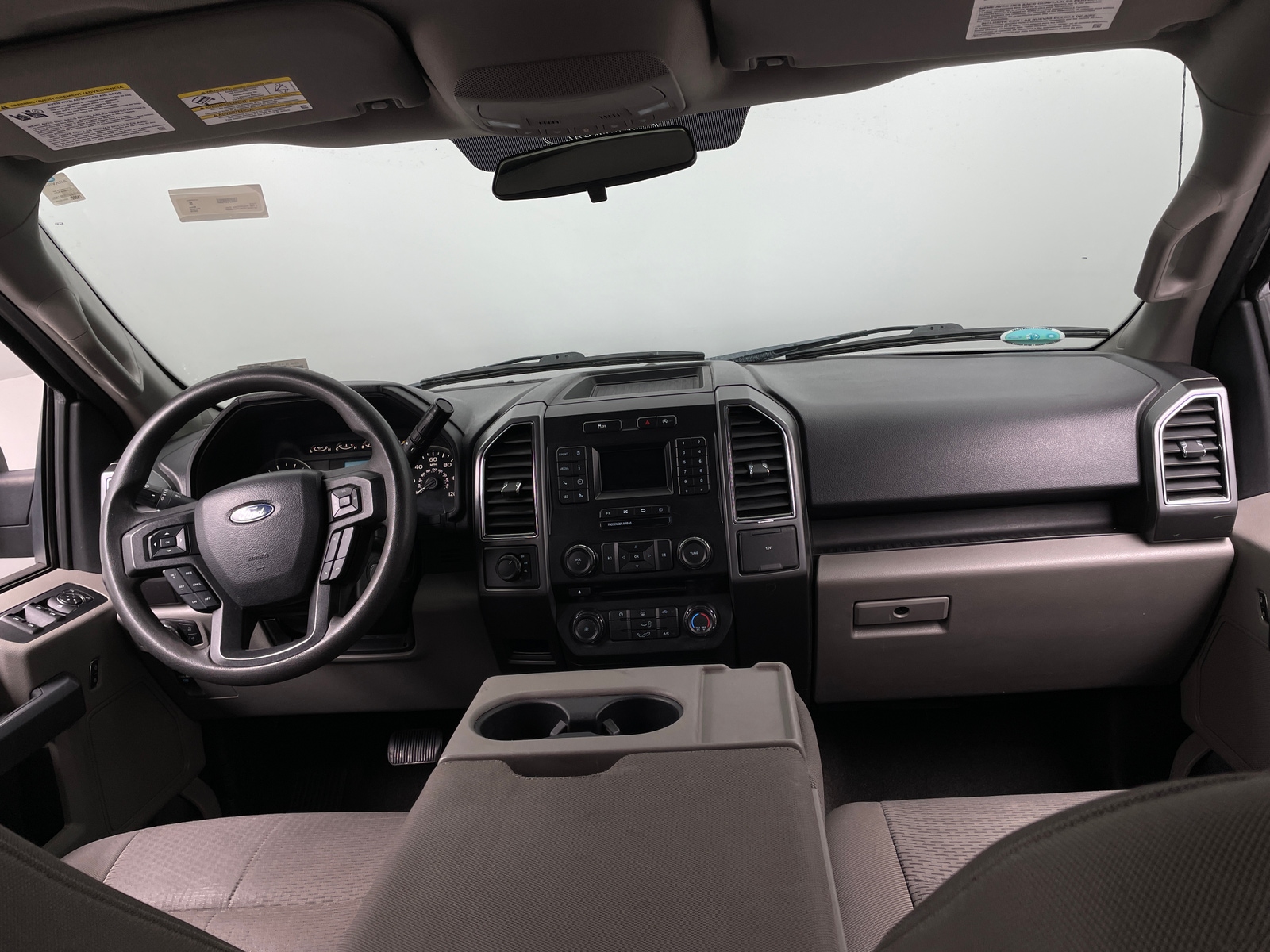 Thumbnail: 2018 Ford Econoline - 3