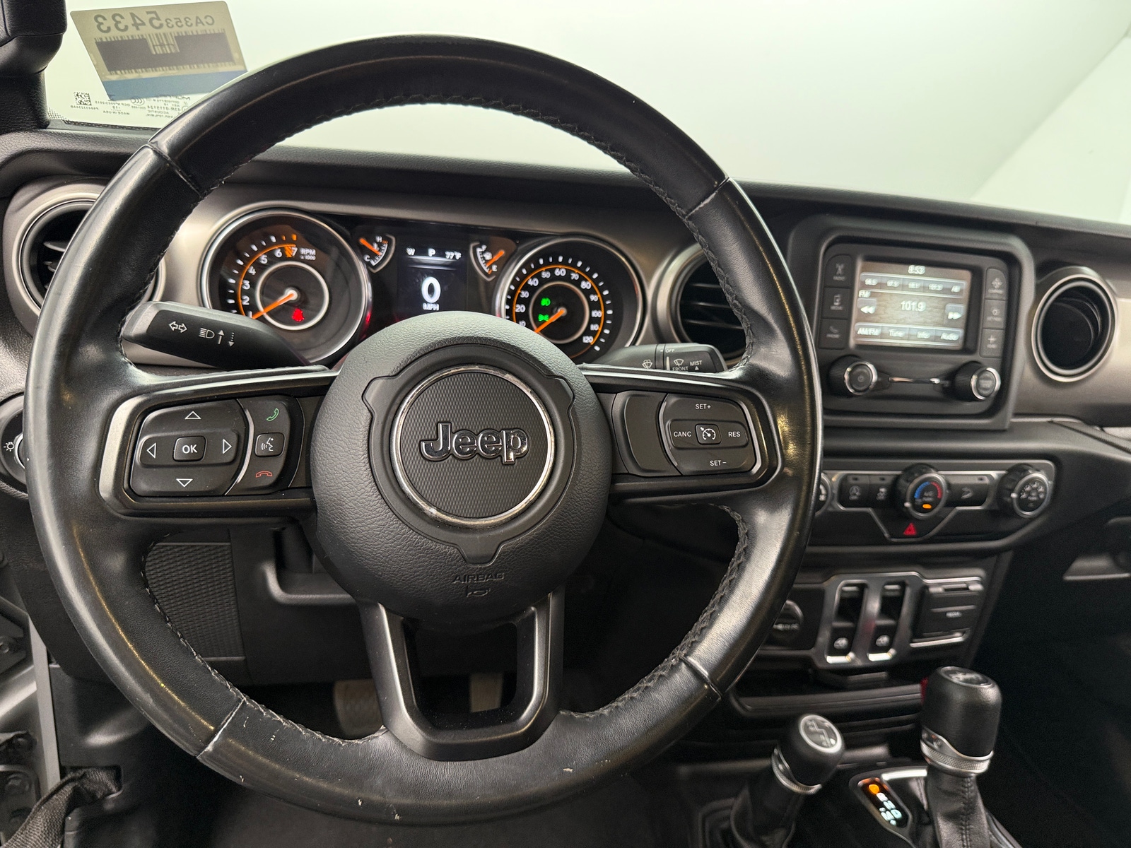 Thumbnail: 2019 Jeep Wrangler - 5