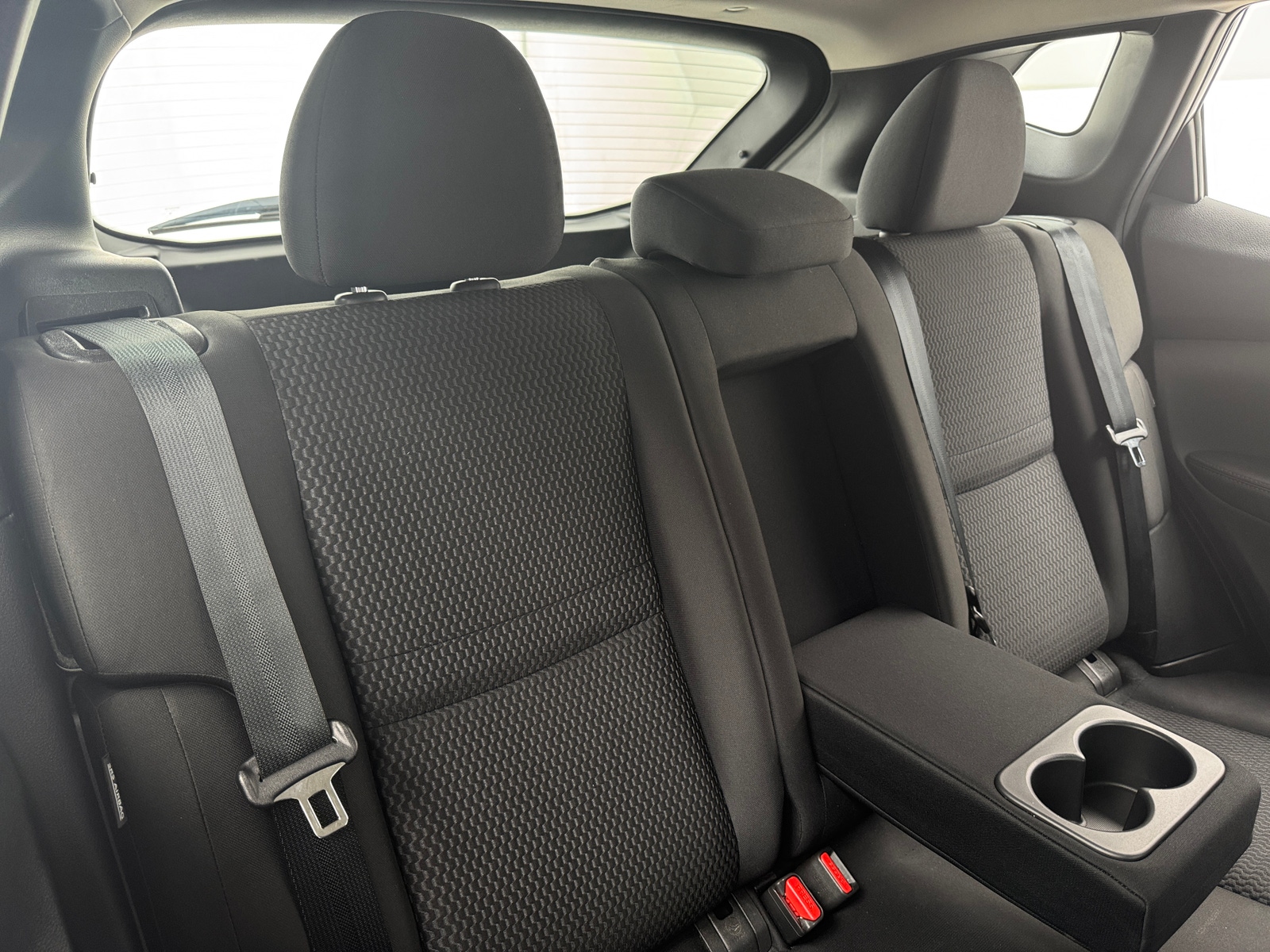 Thumbnail: 2021 Nissan Rogue Sport - 6