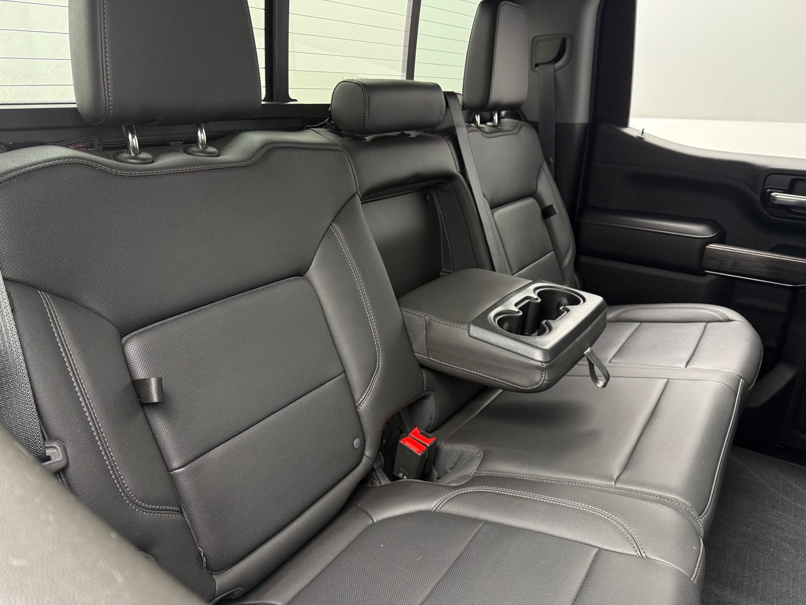 Thumbnail: 2020 Chevrolet Silverado 1500 - 5