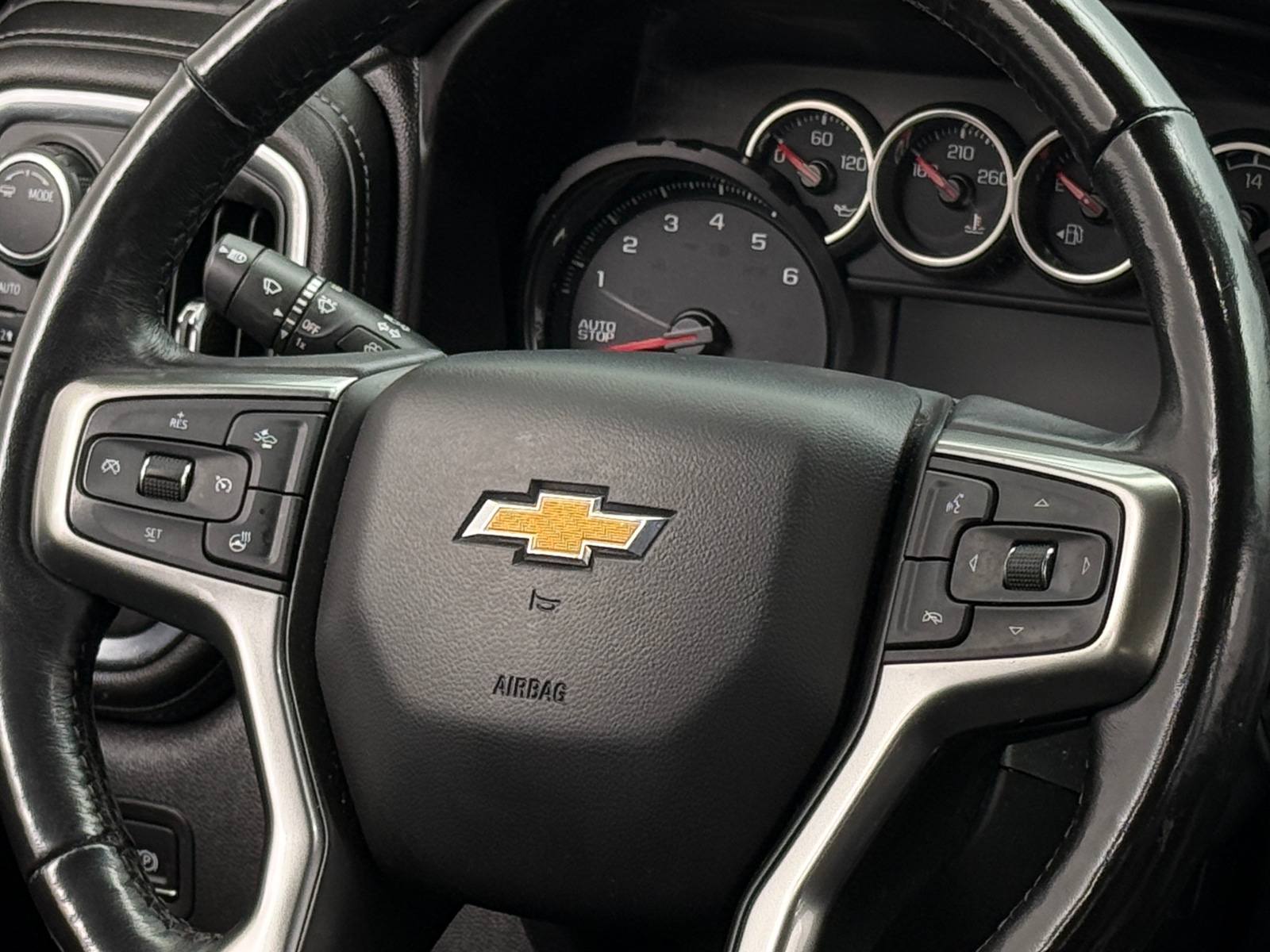 Thumbnail: 2020 Chevrolet Silverado 1500 - 4