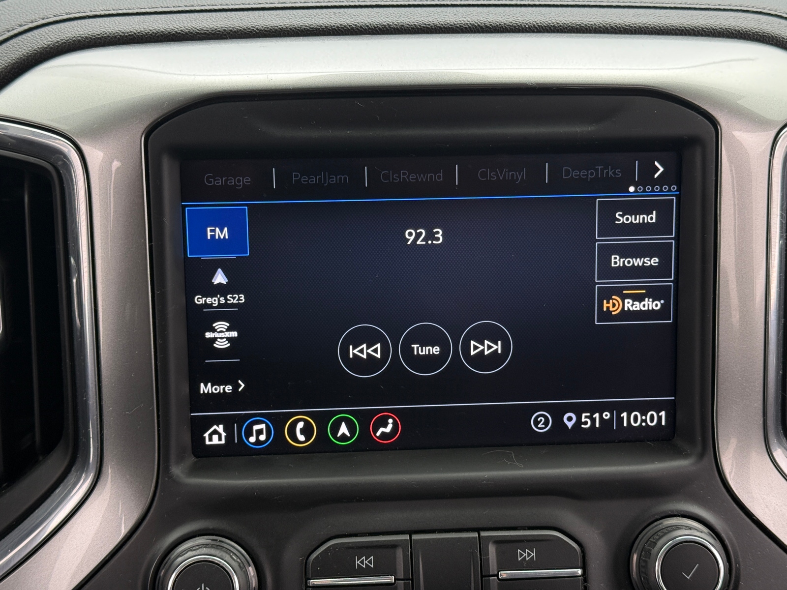 Thumbnail: 2020 Chevrolet Silverado 1500 - 3