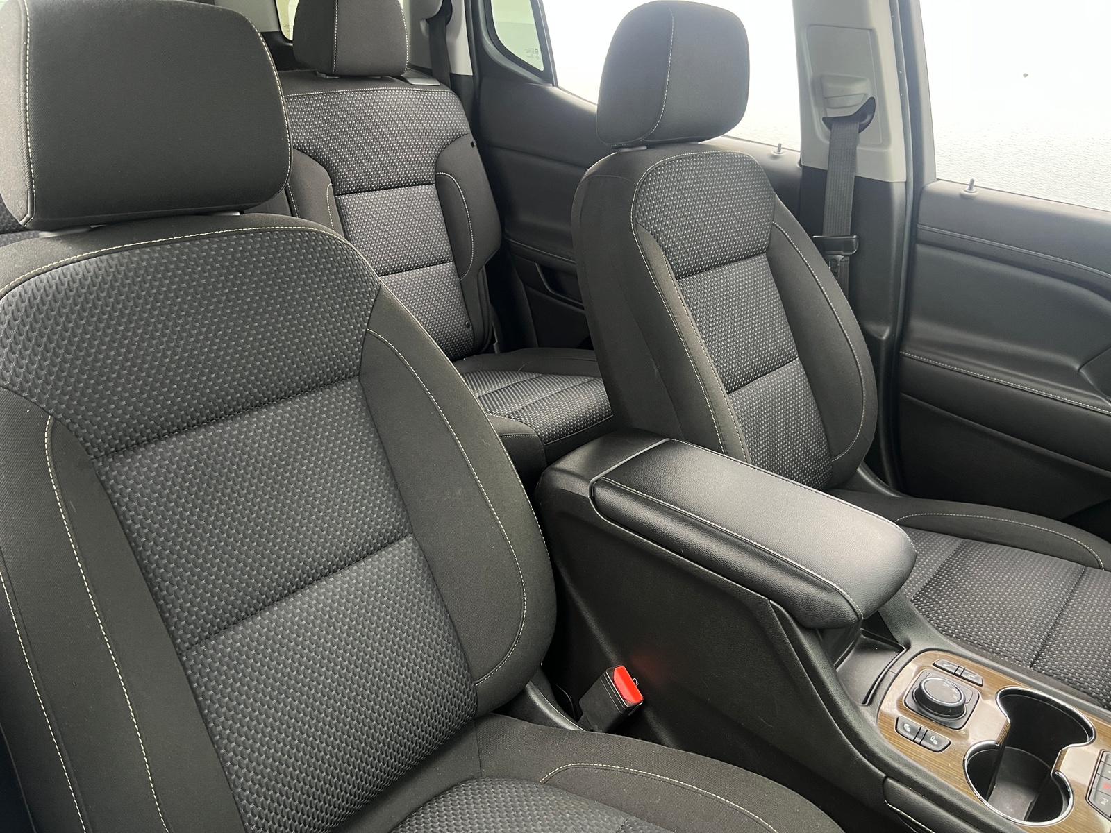 Thumbnail: 2022 GMC Acadia - 2