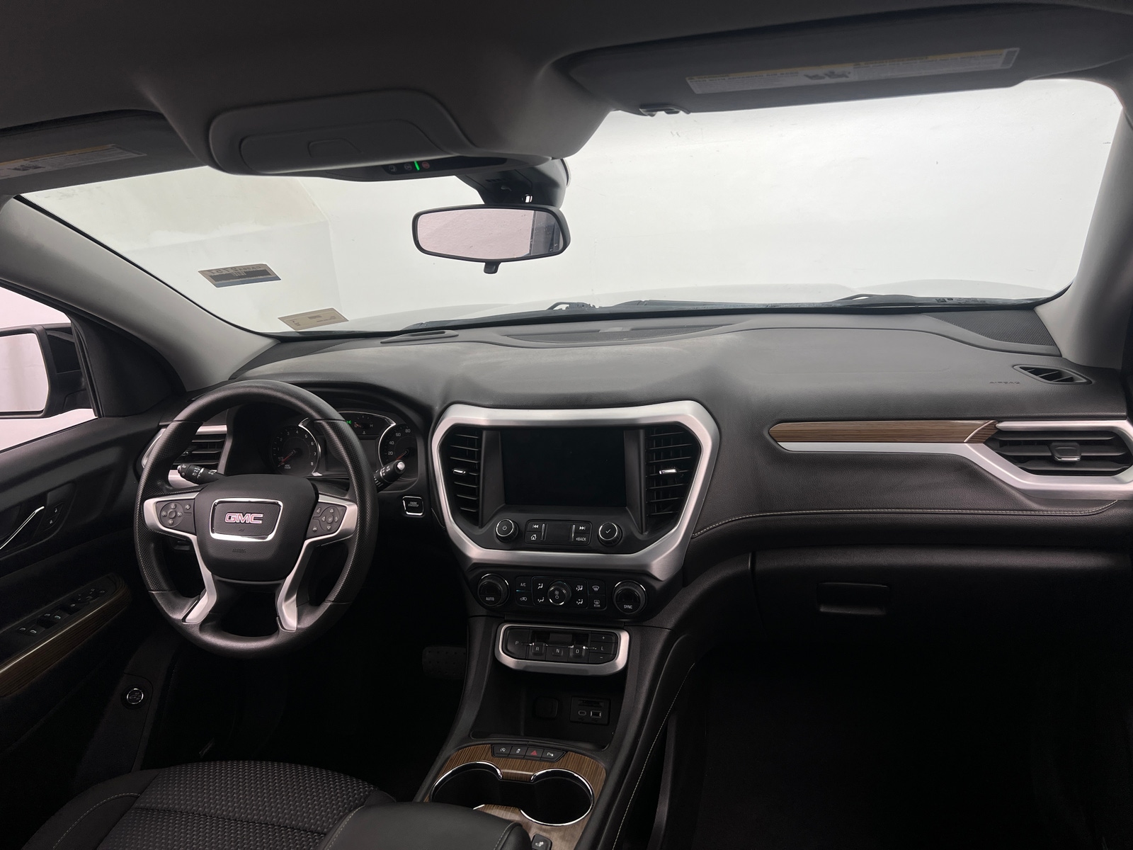 Thumbnail: 2022 GMC Acadia - 3